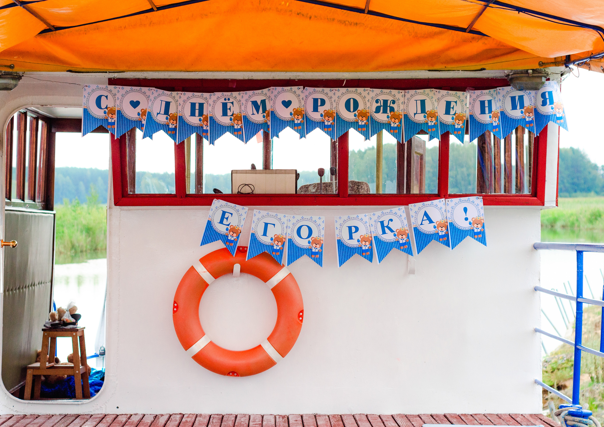 Фотосессия на природе с ребёнком, на корабле. Фотографы для фотосессий в Новосибирске