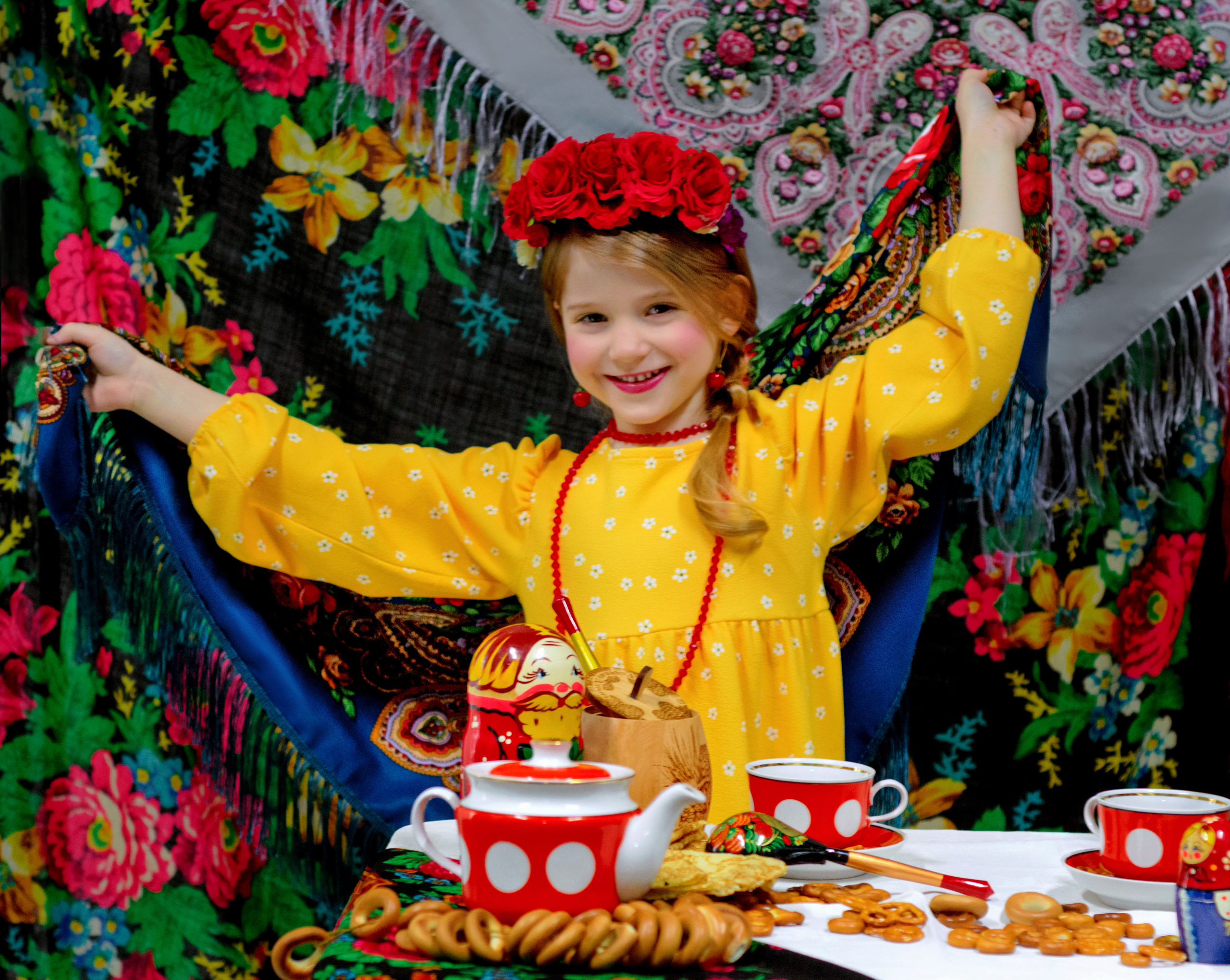 Яркая фотосессия детей в честь масленицы. Фотографы для фотосессий в Новосибирске