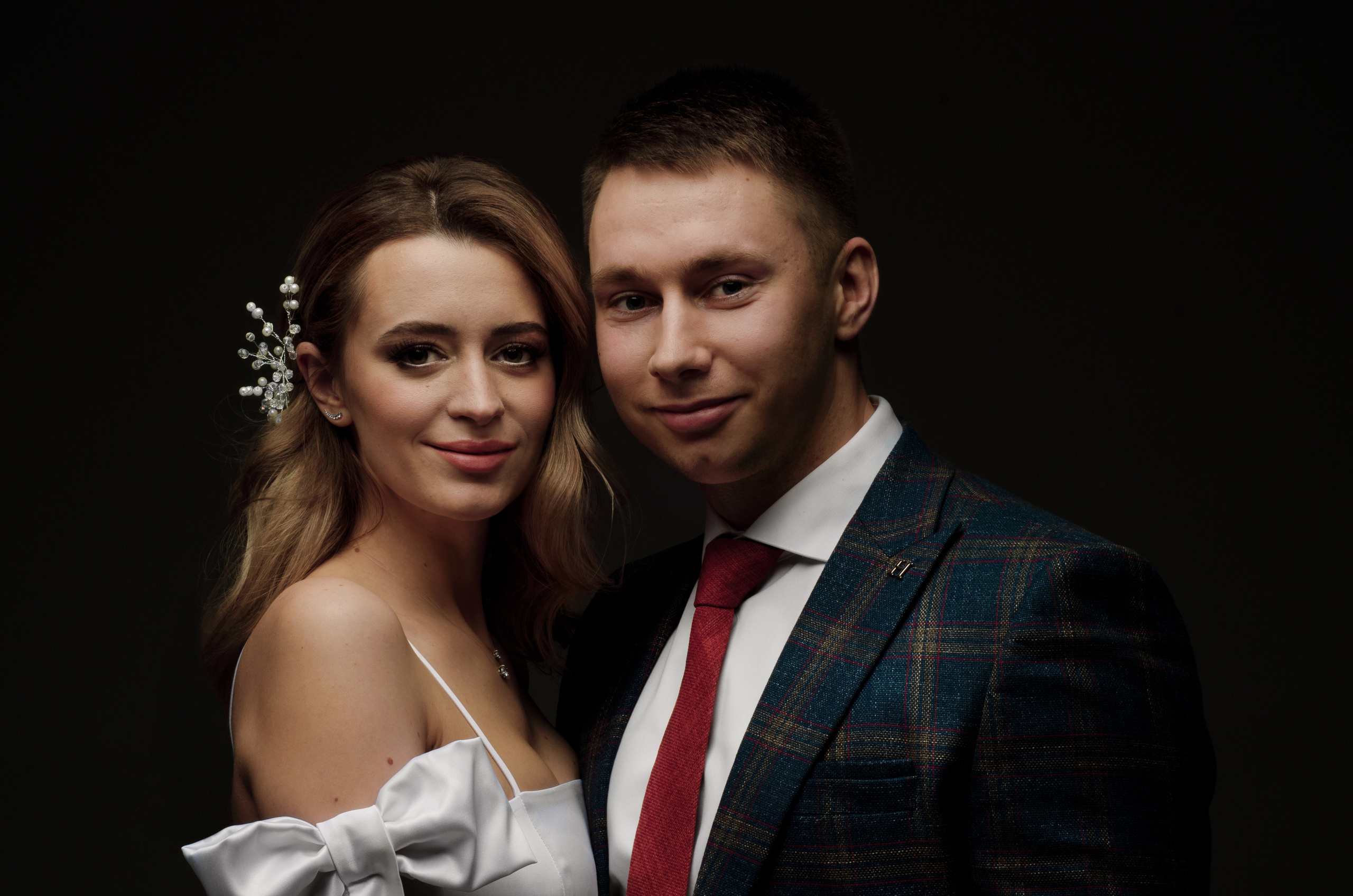 Минимализм в свадебной съёмке. Фотографы для фотосессий в Новосибирске