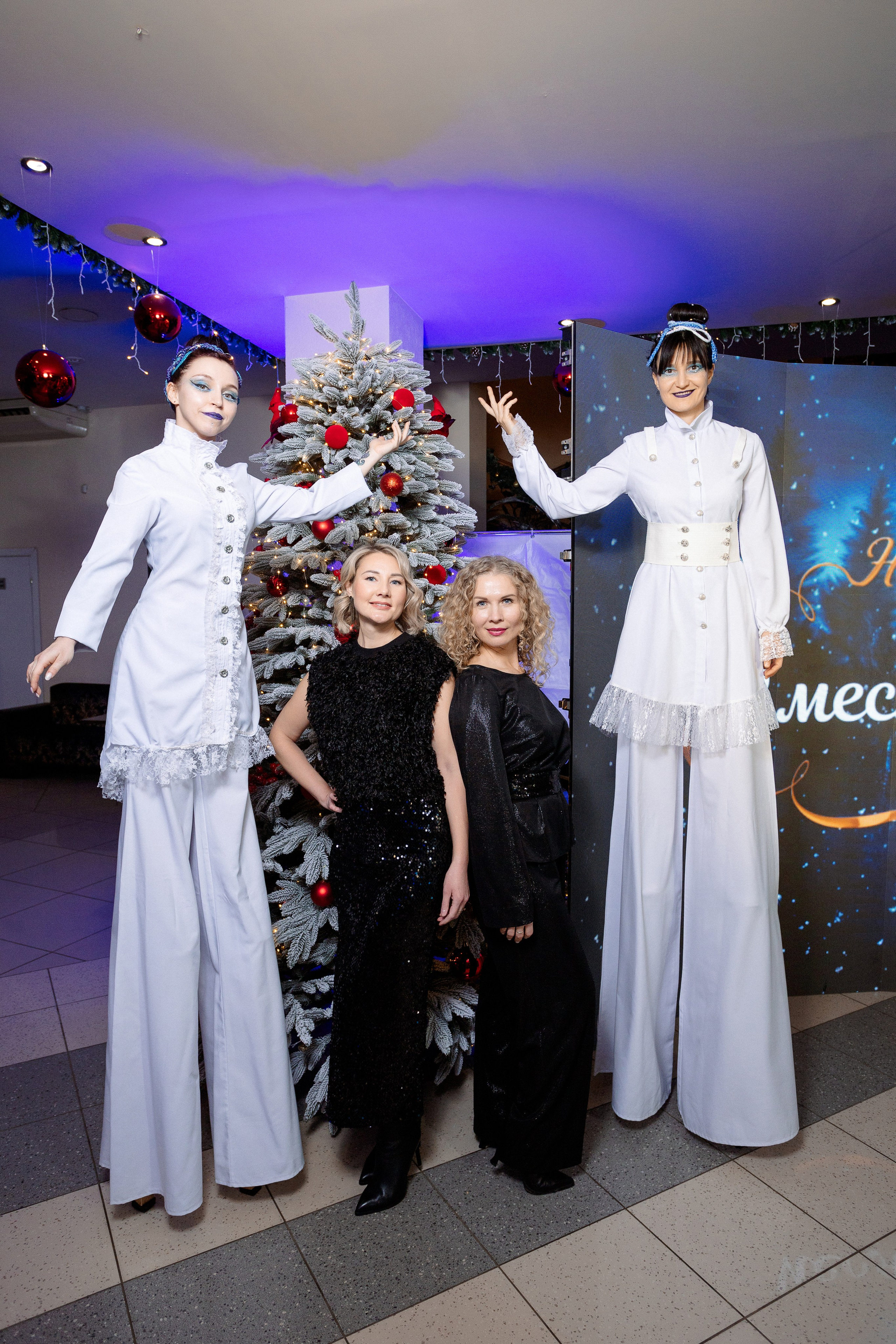 РЕПОРТАЖ: НОВЫЙ ГОД В ДК МЕТАЛЛУРГ. Профессиональный фотограф в Ижевске Леша Петров