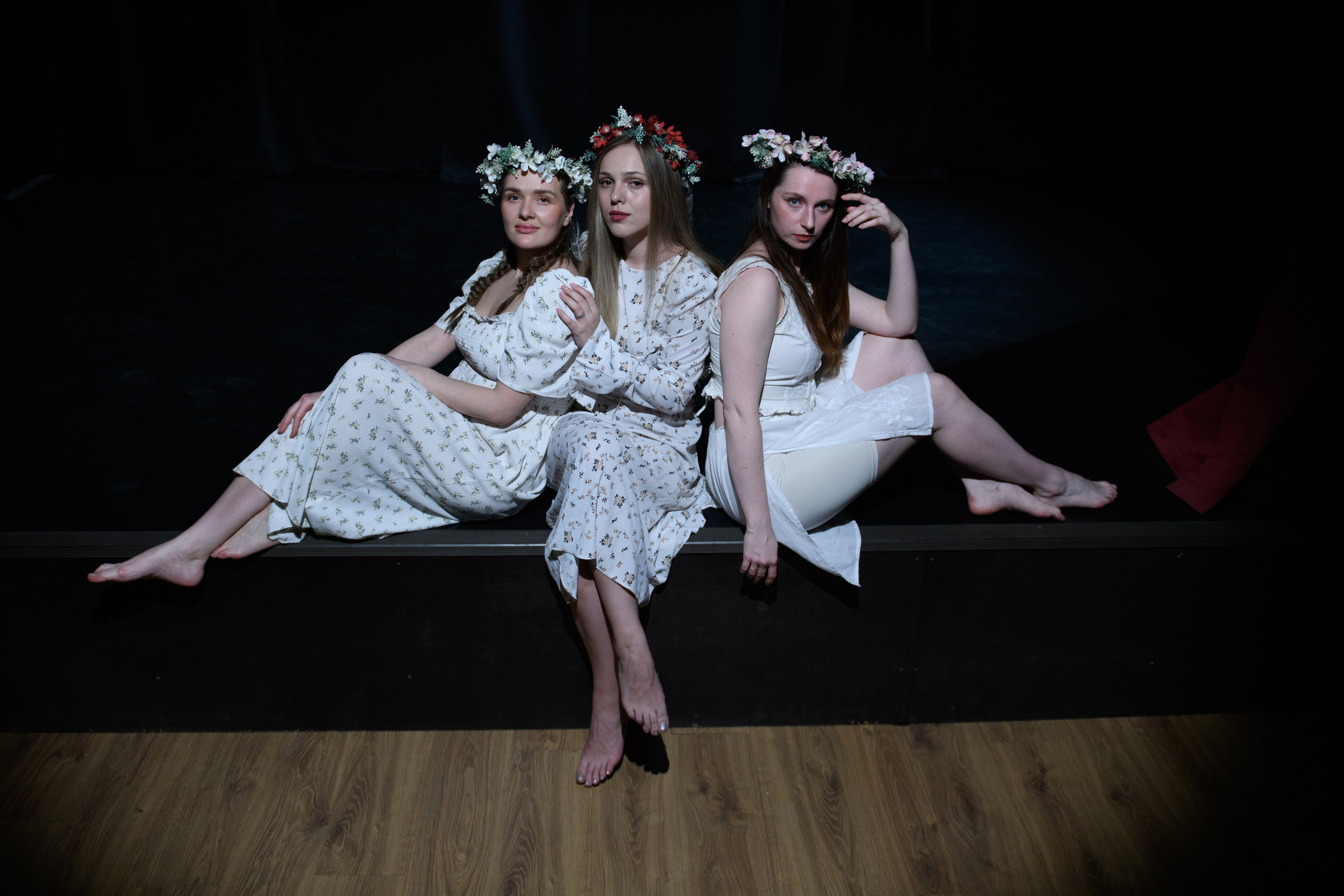 За нарисованным очагом. Организация и проведение фотосъемок в Санкт-Петербурге. Фотограф Смирягин Илья