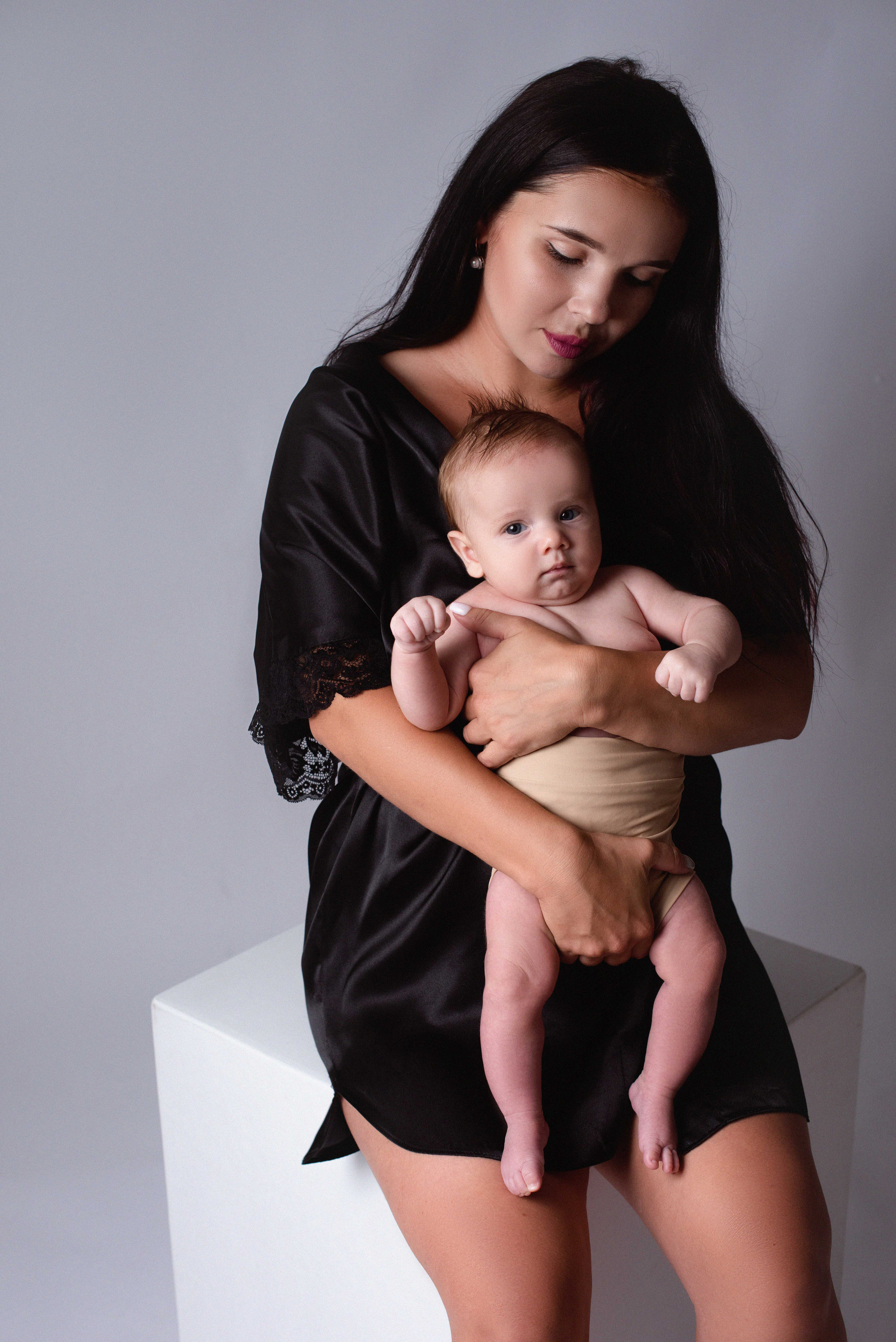 Единение (Малыш и Мама). Фотограф Новорожденных во Владивостоке Ольга Галаницкая