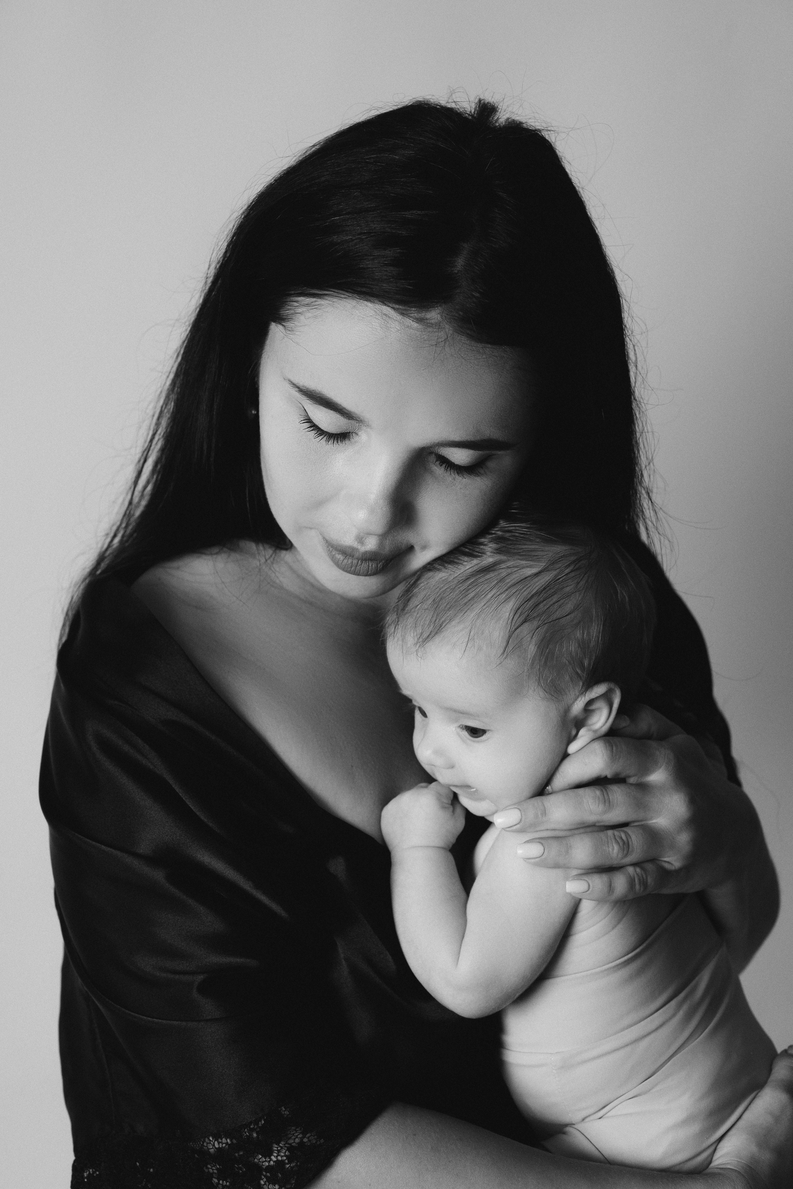 Единение (Малыш и Мама). Фотограф Новорожденных во Владивостоке Ольга Галаницкая