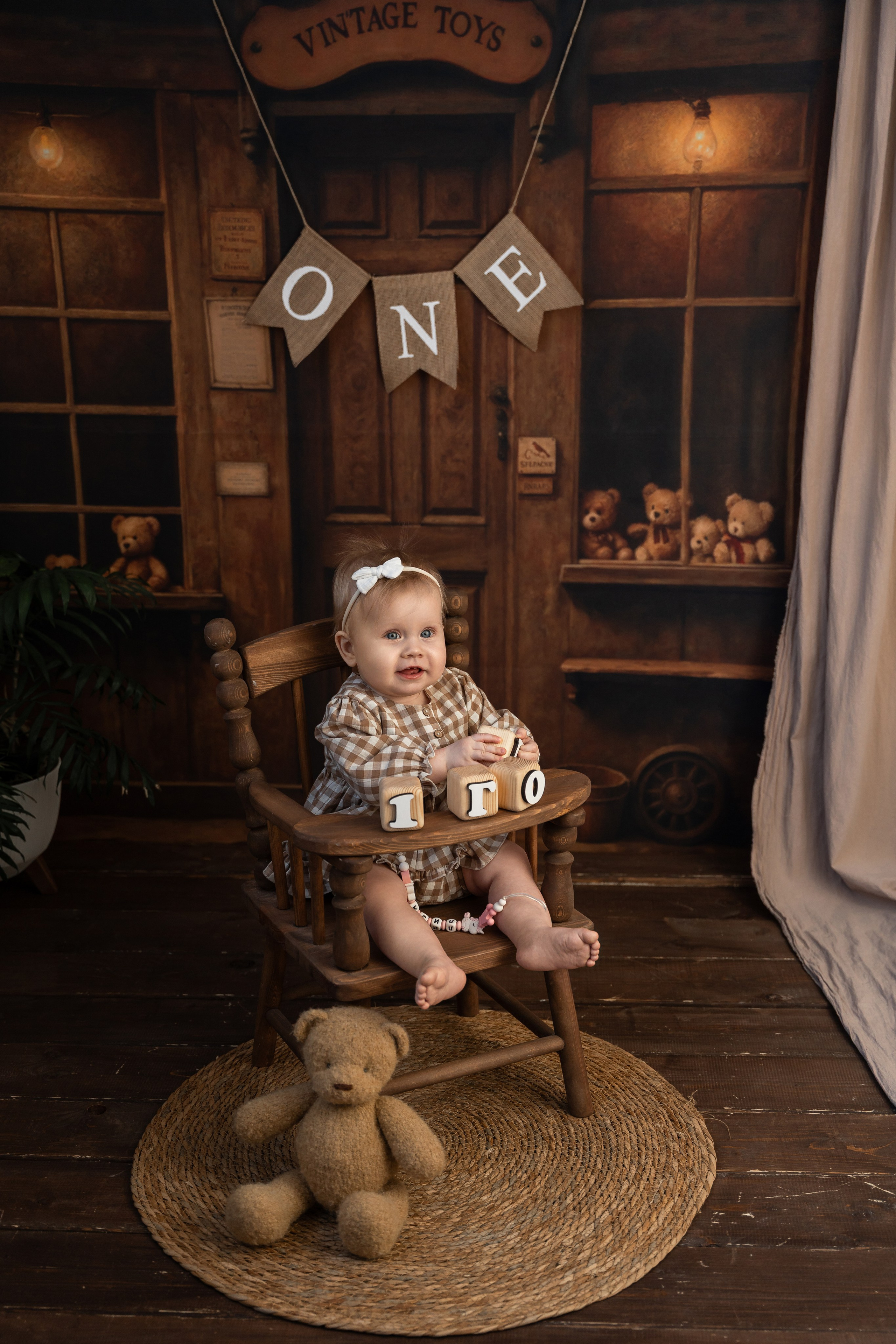 Магазин игрушек. Детский и семейный фотограф, Newborn фотограф новорожденных г. Челябинск