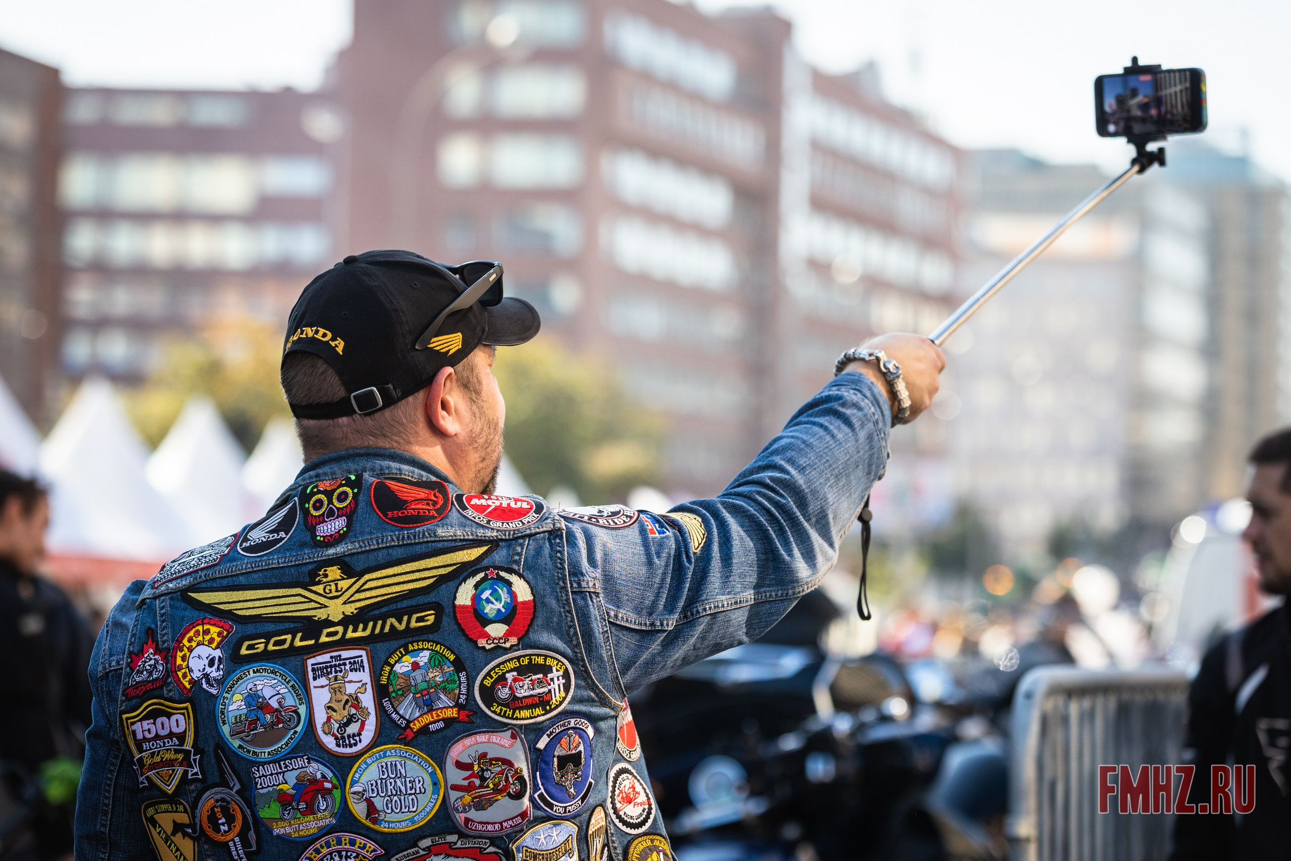 Закрытие Мотосезона 2023 на проспекте Академика Сахарова. Фотограф Владимир Охрименко