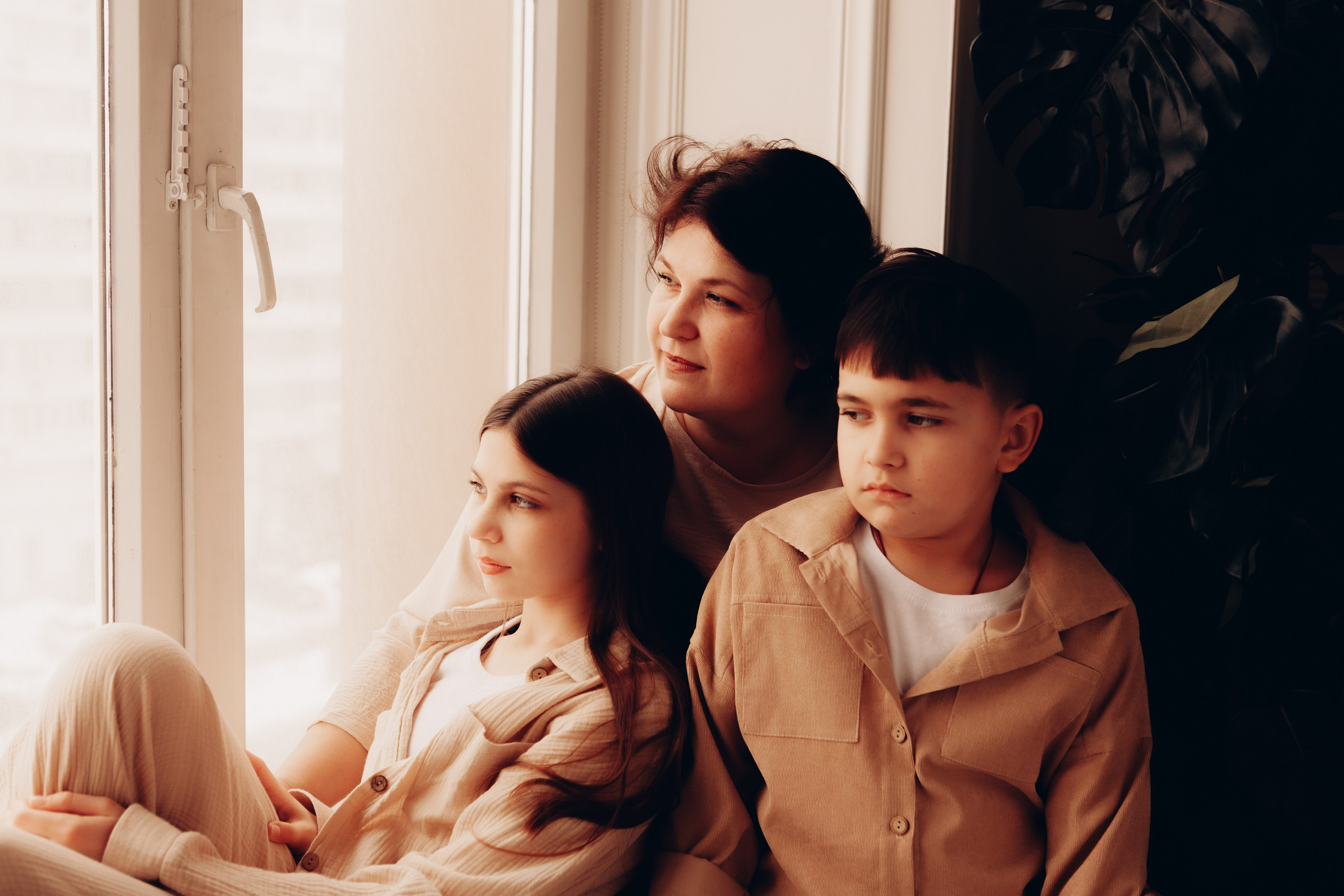 Катя с семьей. Фотосессия новорожденных в Москве фотограф Савина Анастасия