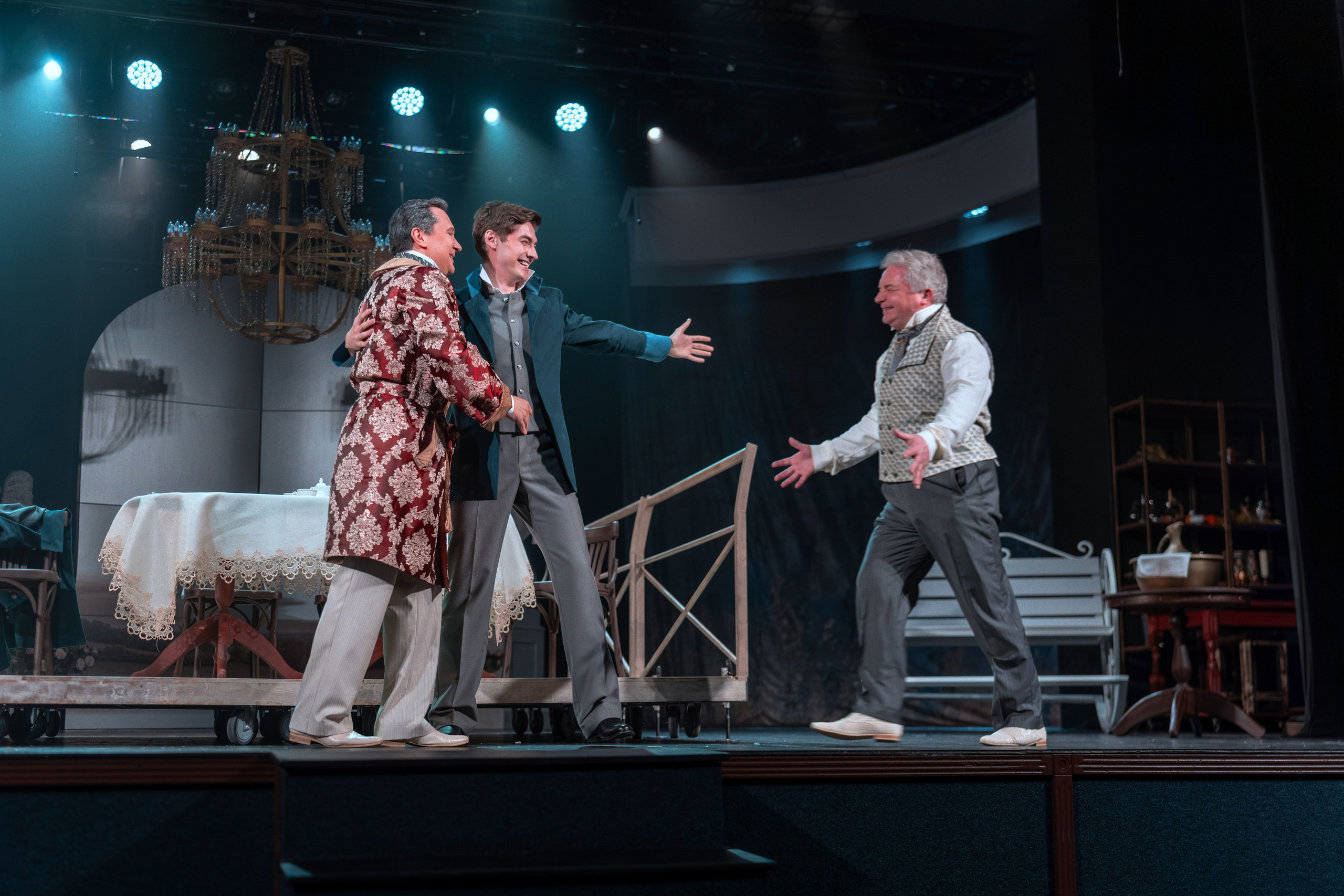 Театр Роста: Отцы и Дети. Сайт фотографа Сергея Абрамова