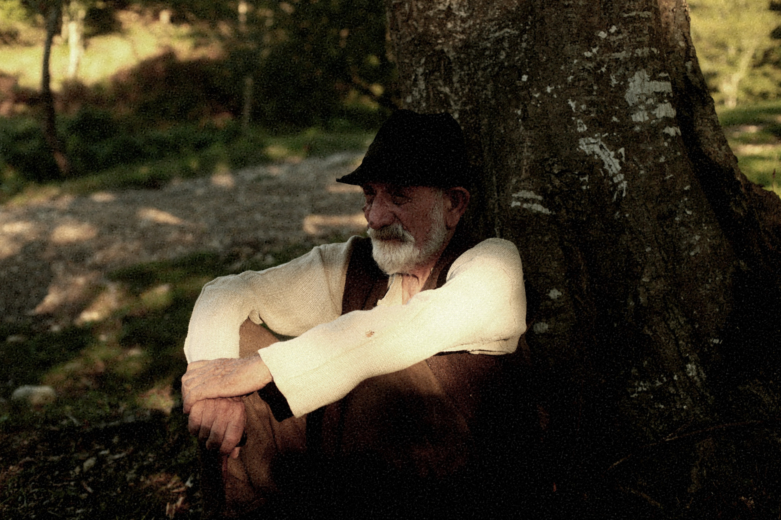 Кинематографическая съемка. Старик и дети. Ekaterina Beridze