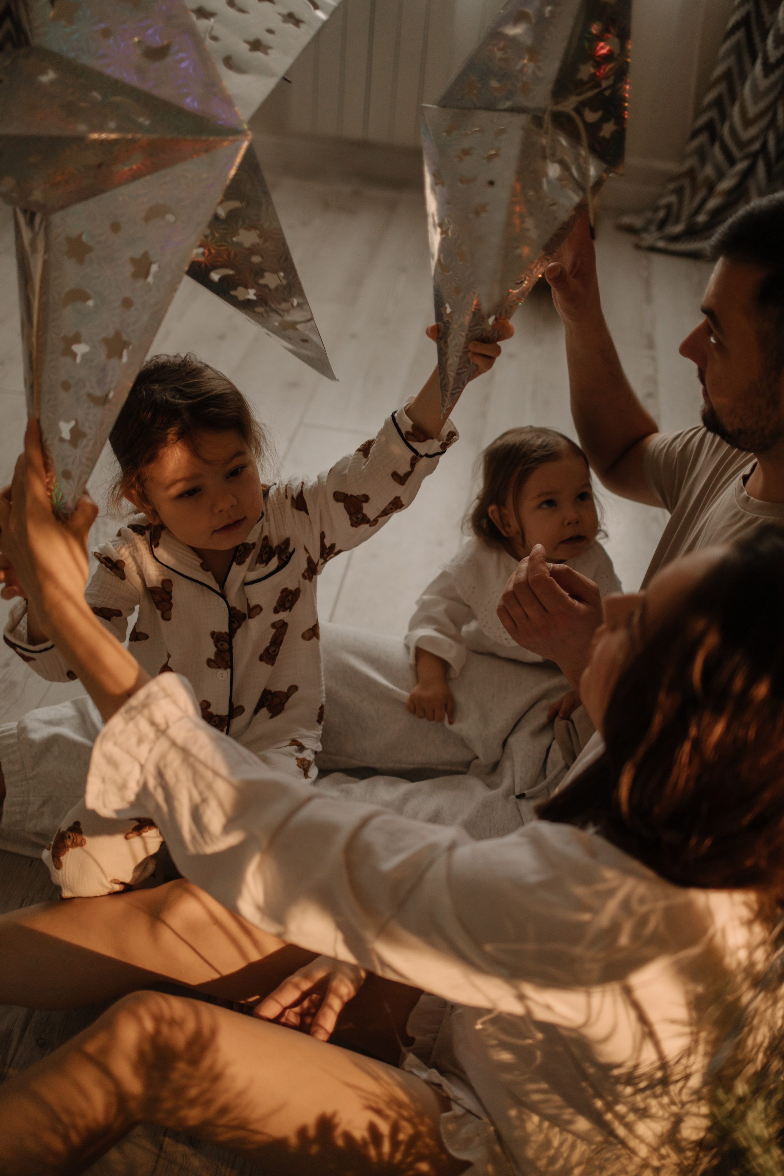 Виталий, Ксения, София, Мирослава и Маффин. Семейный фотограф в Москве Валерия Мясникова