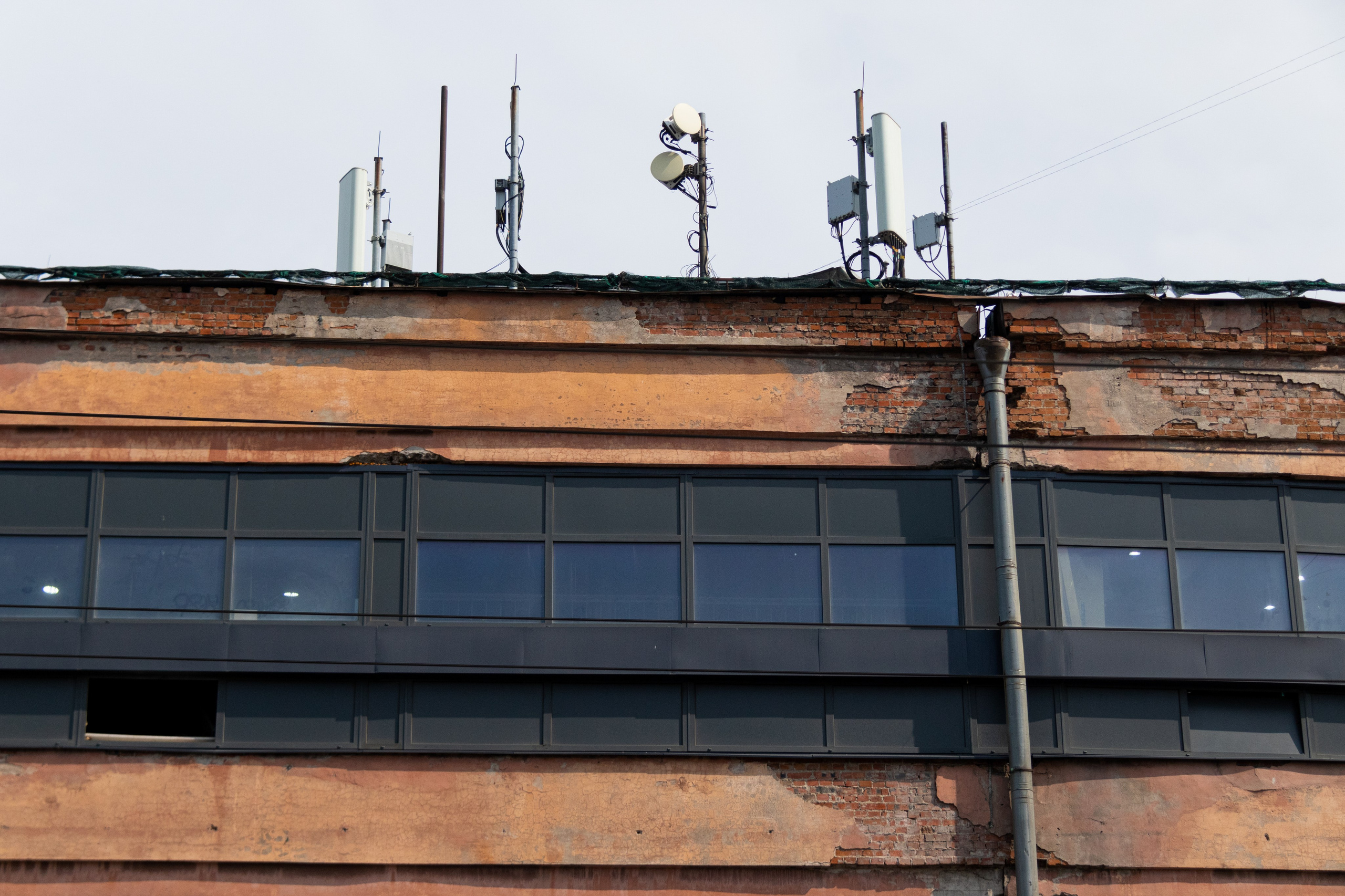 SNYT. An Alternative View of St. Petersburg’s Architecture. 2025. Janie valde |photographer & visual artist