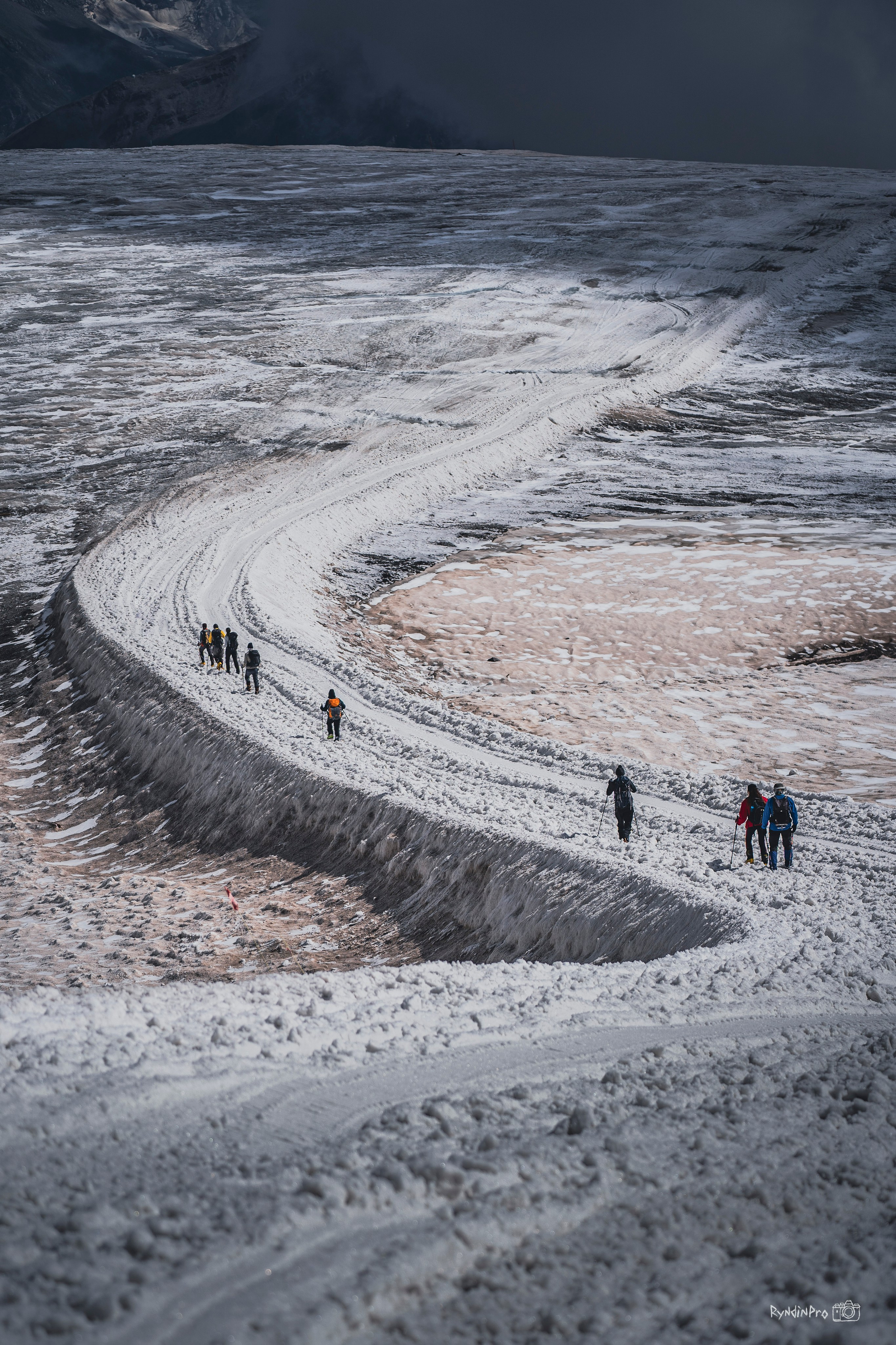 Восхождение на Эльбрус 26 августа 2023 Стремление. Репортажный фотограф в Краснодаре Рындин Дмитрий