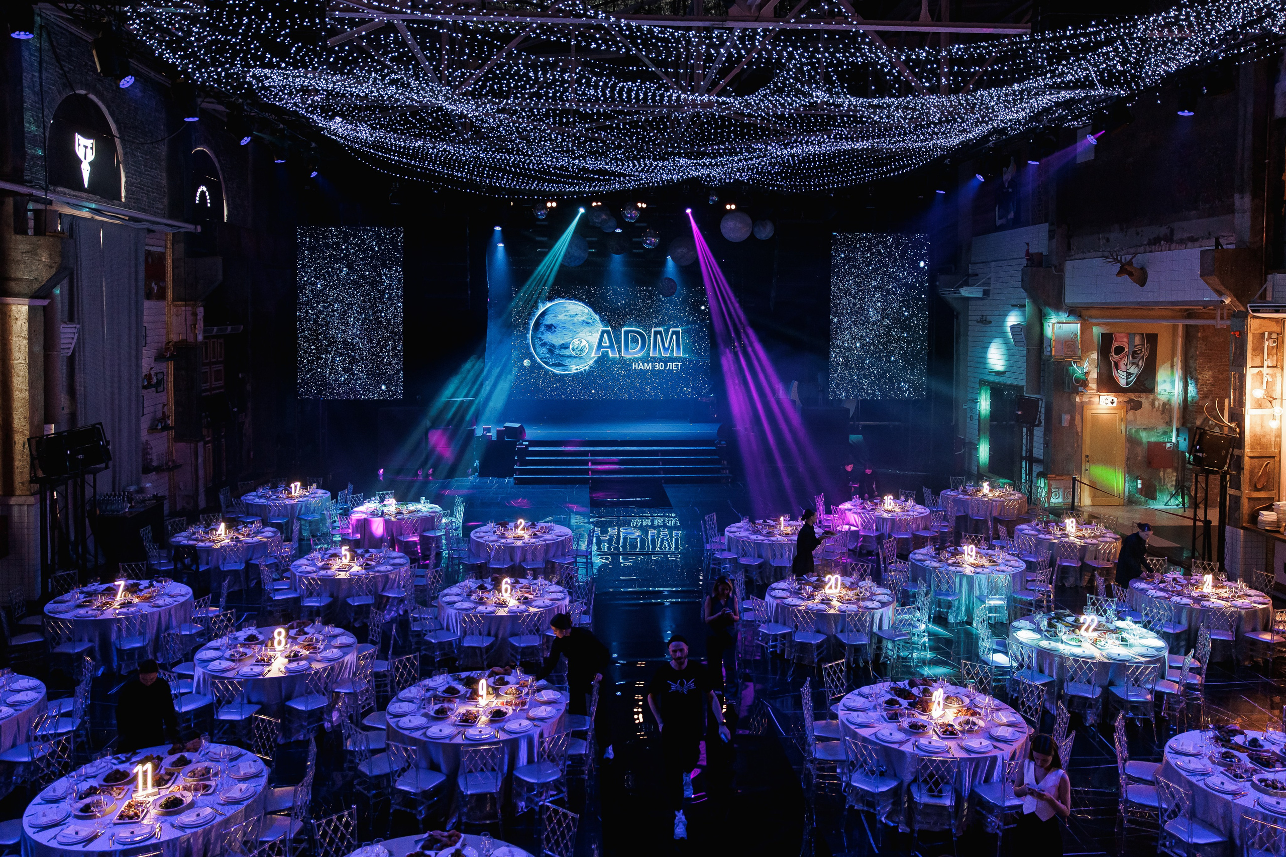 Вселенная ADM — 30 лет