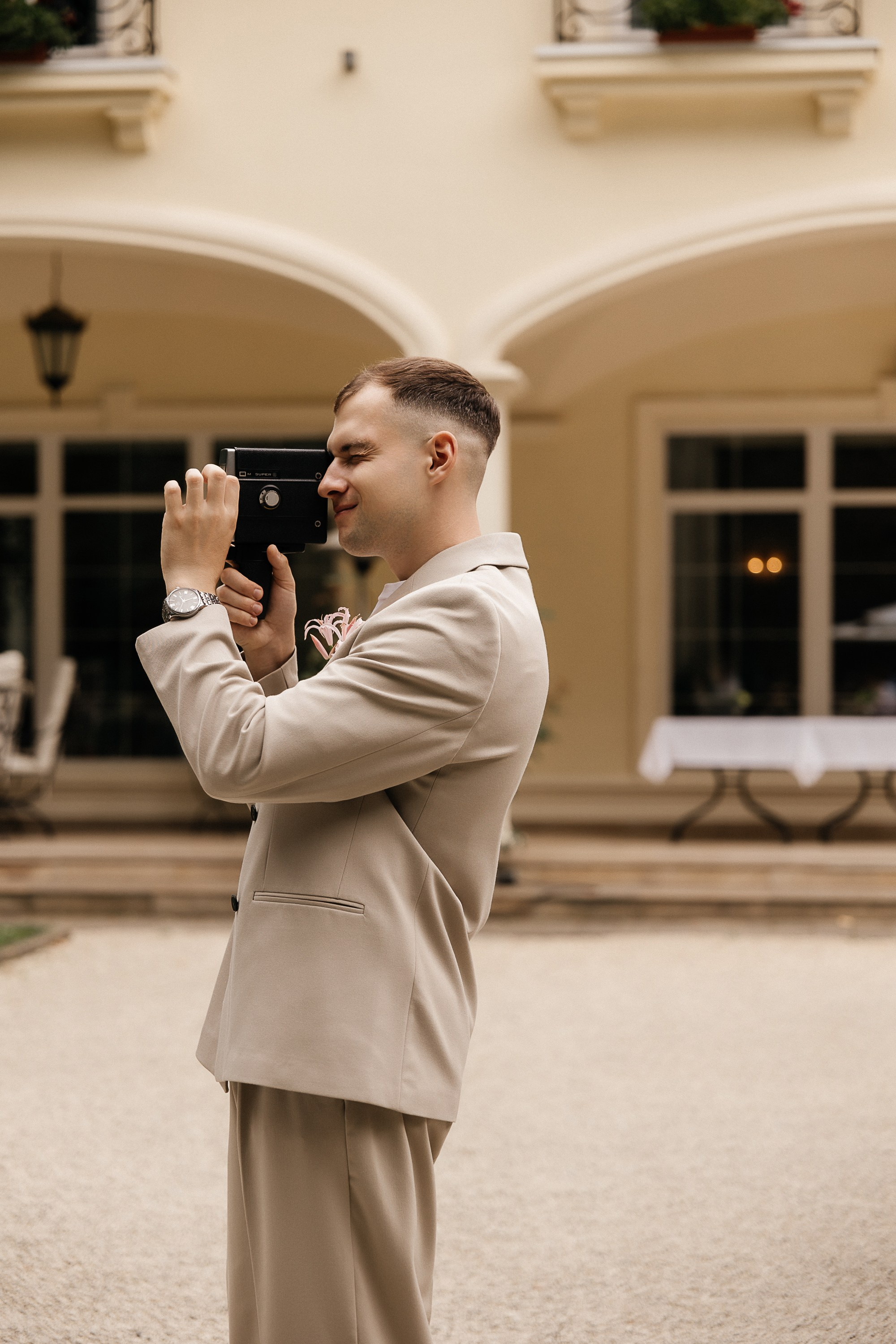 Свадьбная фотосессия в отеле Кронон (Гродно, Беларусь). Свадебный и семейный фотограф Виолетта Сидельникова. Краснодар, Россия, Беларусь, Европа