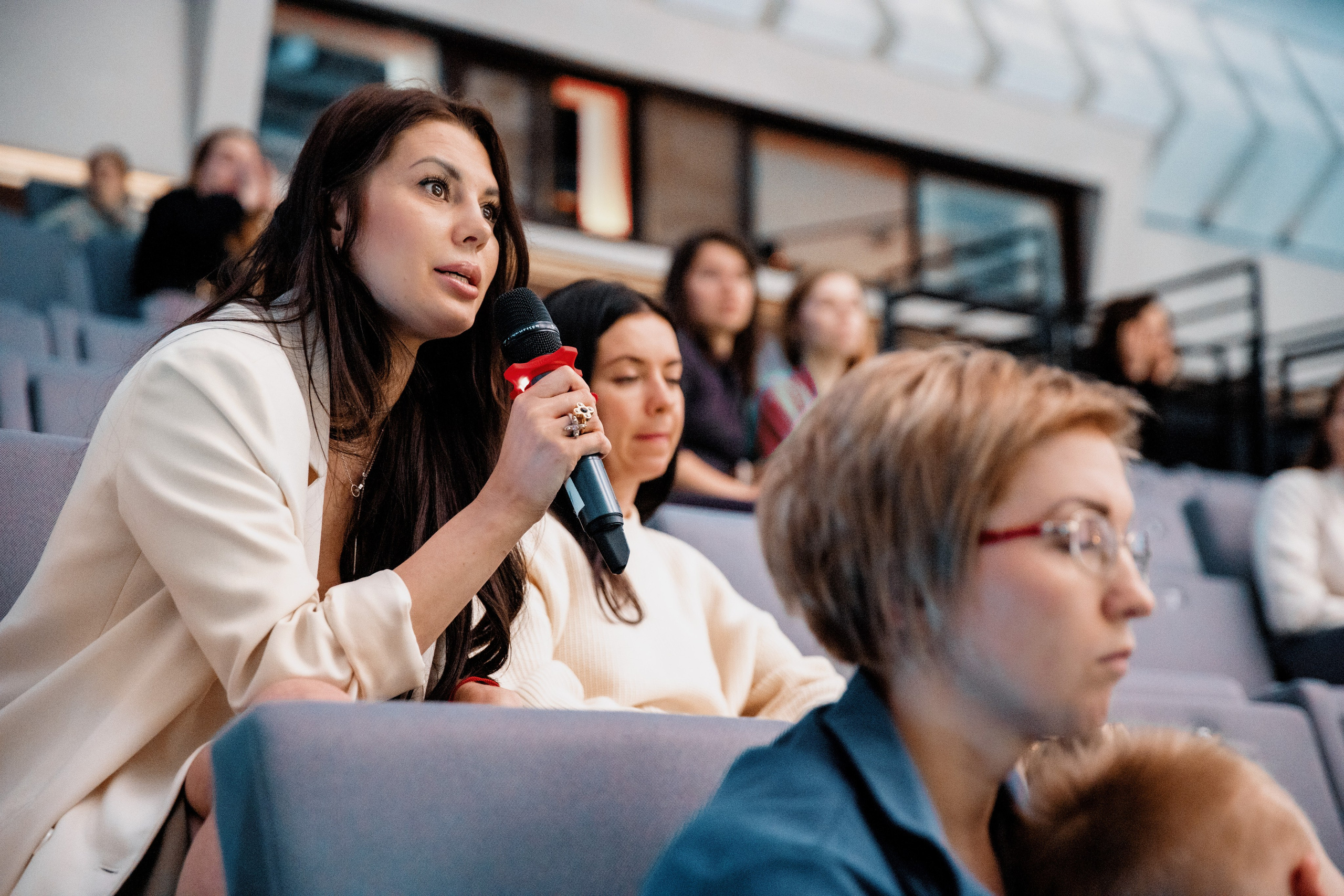 Конференция для мам. Репортажный и портретный фотограф в Екатеринбурге Гизатуллин Марат