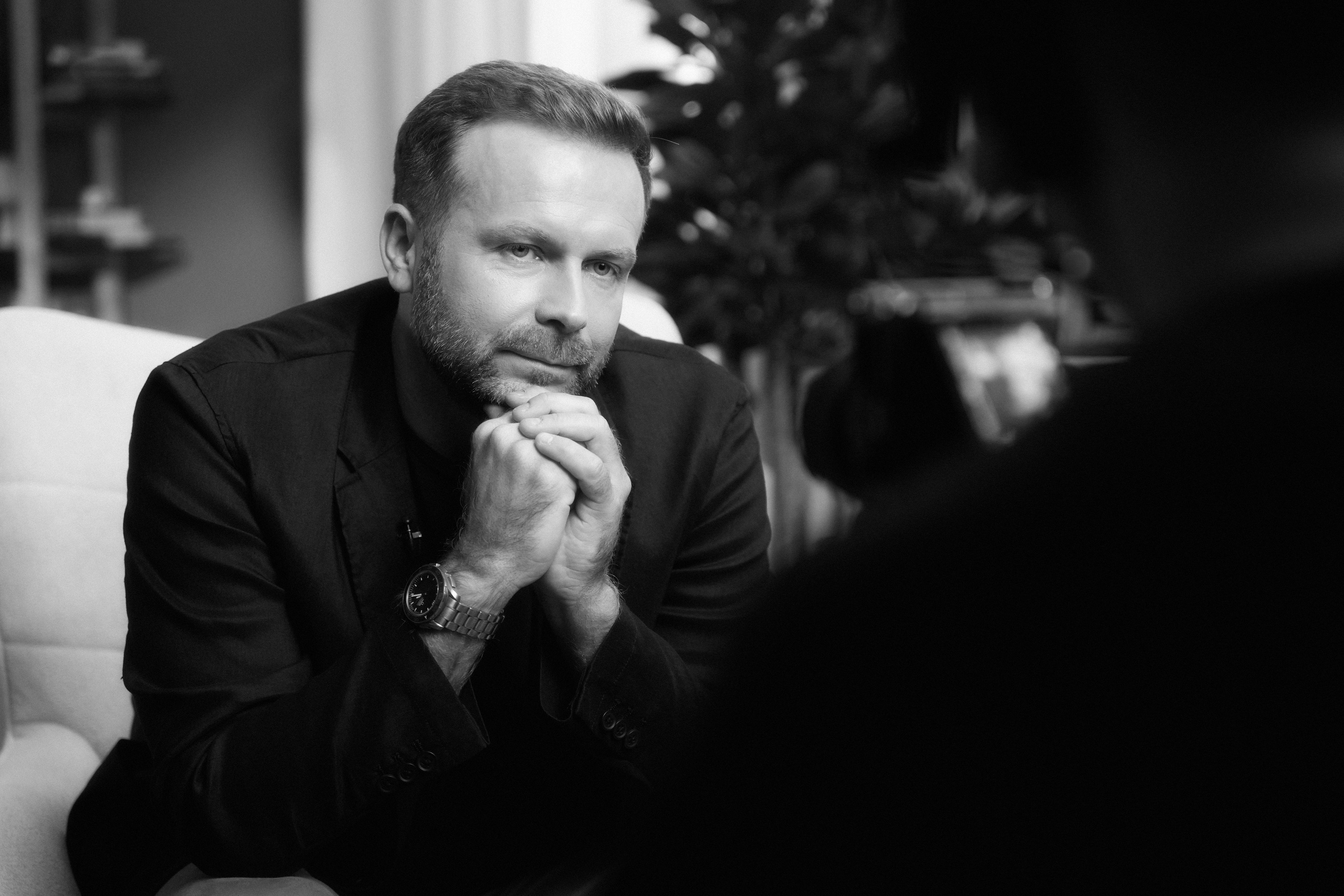 НОВОЕ СЛОВО. ANNA — PHOTOGRAPHER