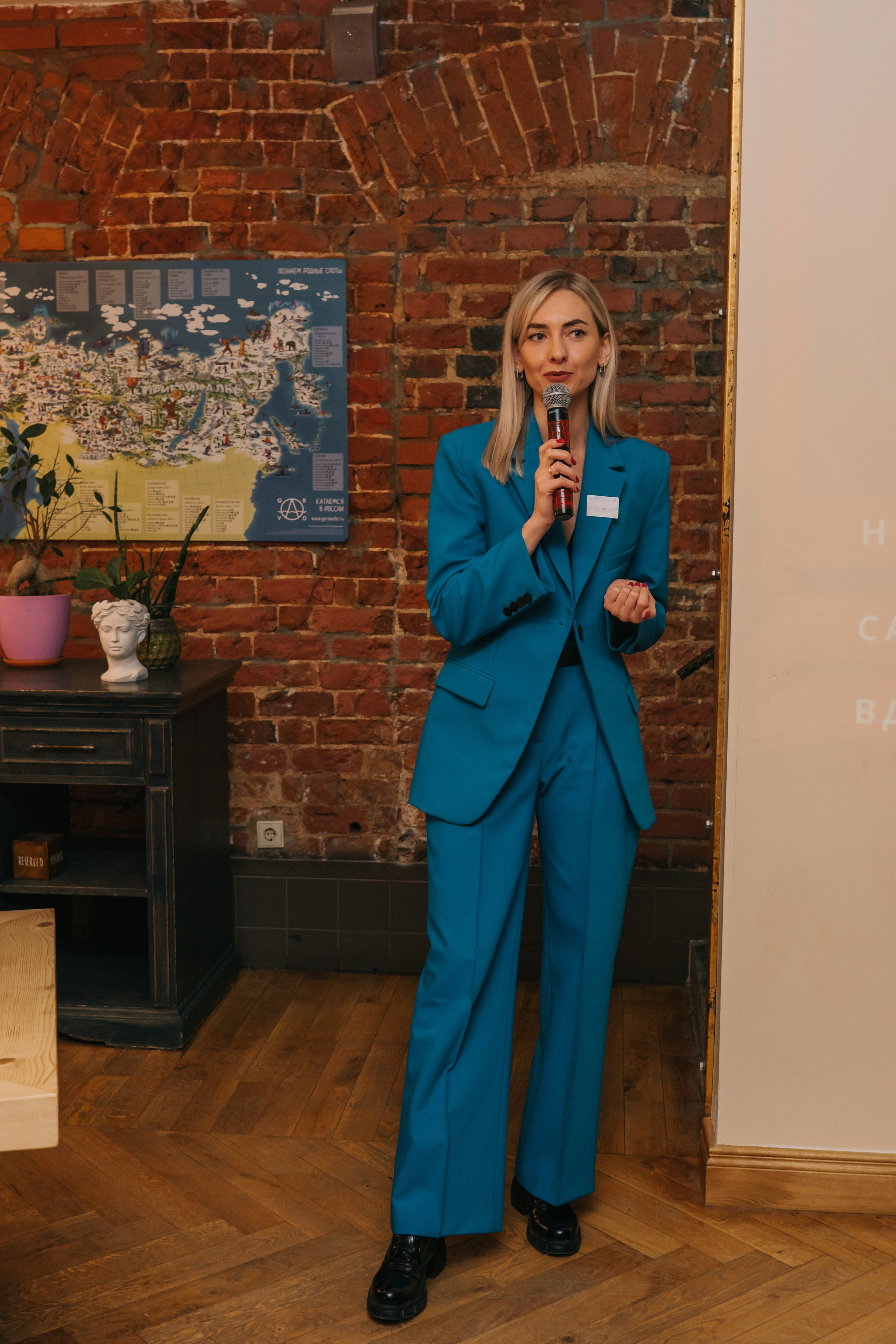 Нетворкинг «Свои в Москве». Женский фотограф в Москве Анастасия Сидорова