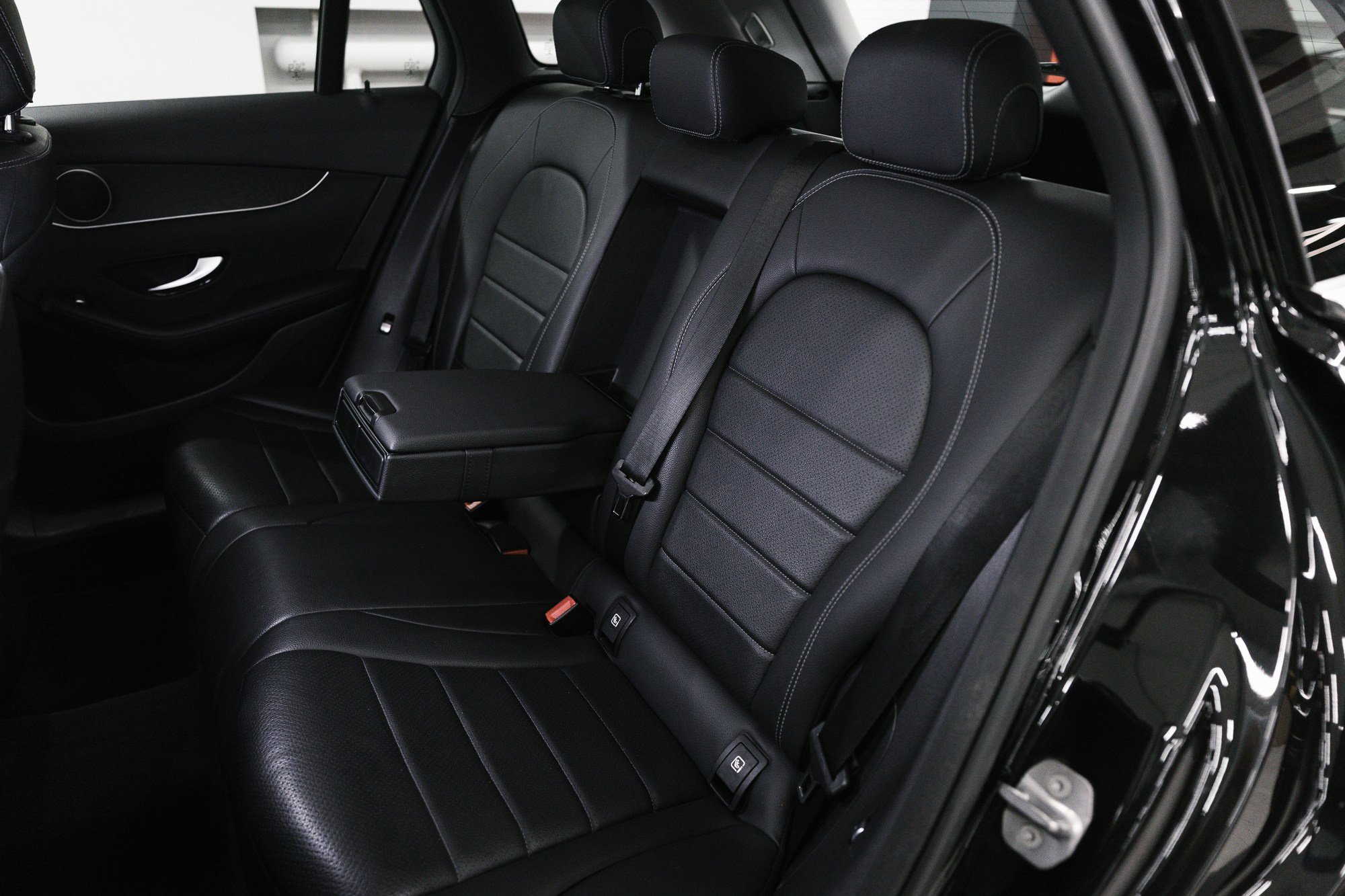 Mercedes-Benz GLC 250 2.0 4MATIC 9G-Tronic (211 л. с.). Автосалон «Х-Авто»