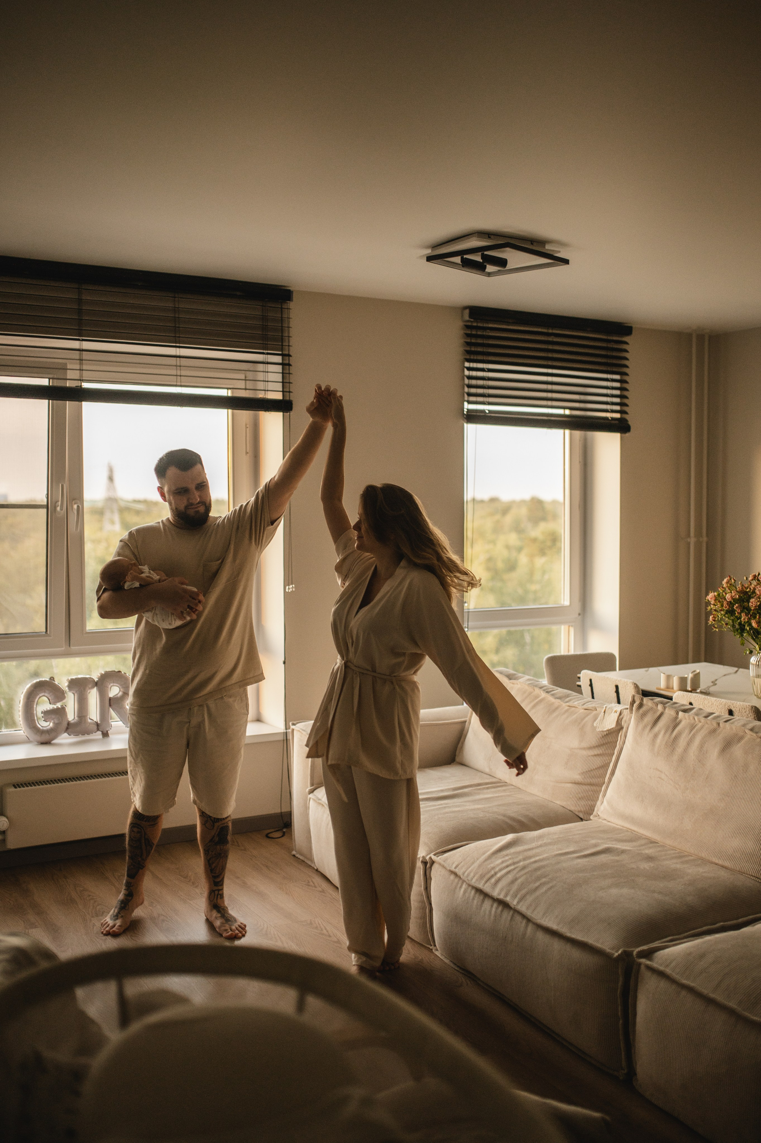 Ньюборн фотосессия в стиле лайфстайл Москва. Семейная фотосессия Бутово Москва фотограф Алина Морщагина