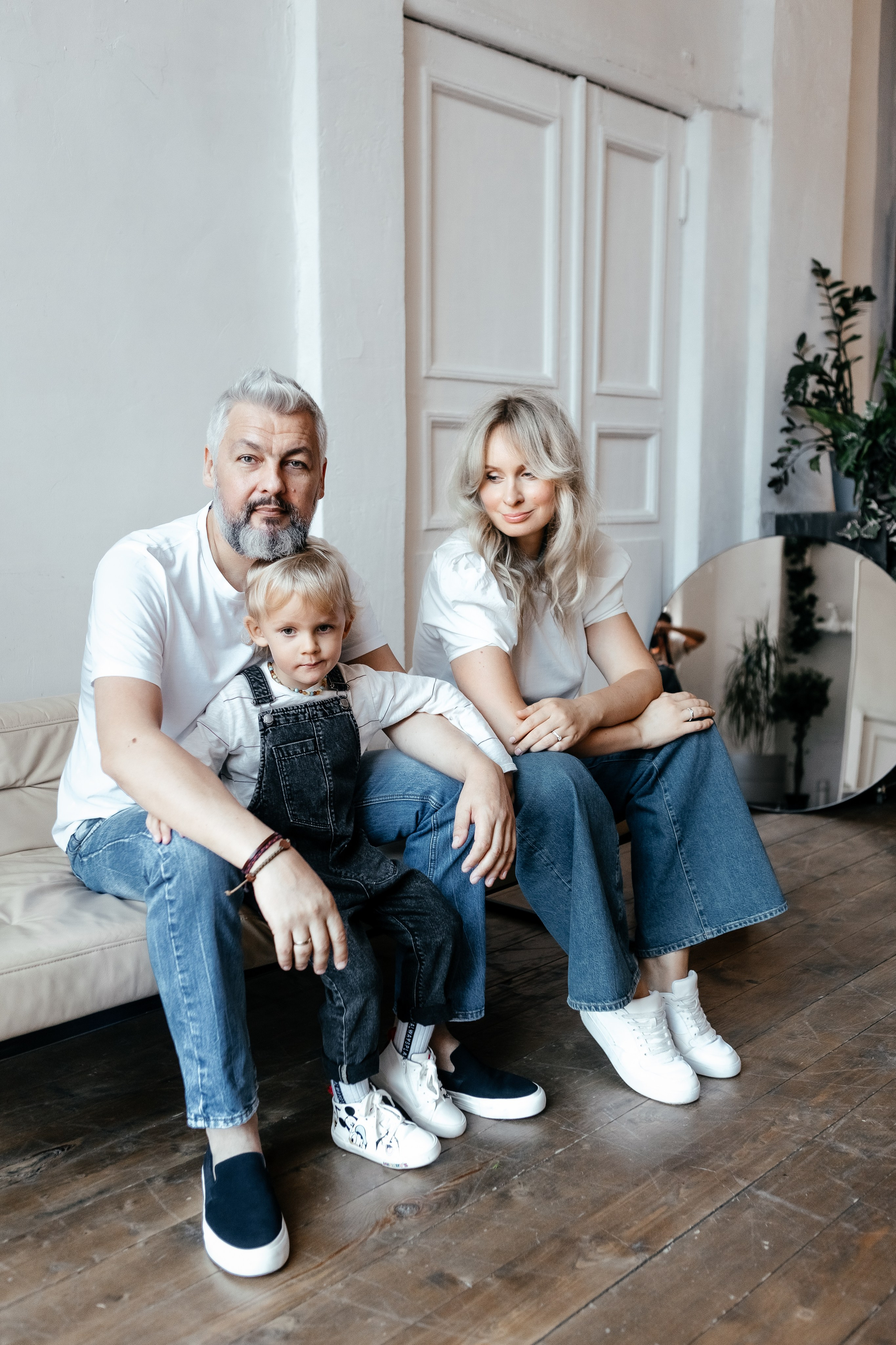 Для Алексея, Ольги, Германа и Феликса. Евгения Пелипас