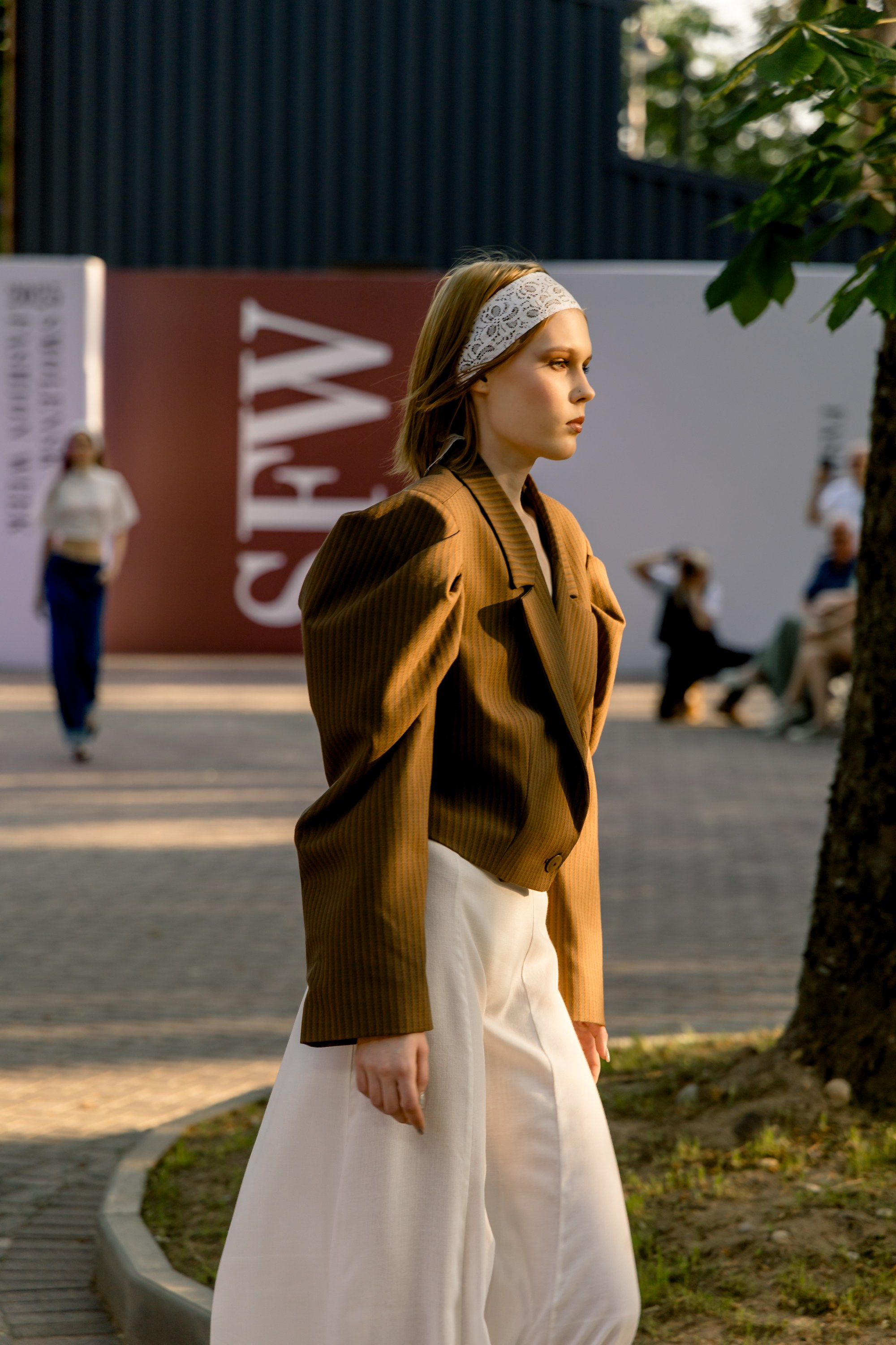 Smolensk Fashion Week 2025_показы_ДЕНЬ 1_ВЕЧЕРНИЙ ПОКАЗ_19:00. Главная