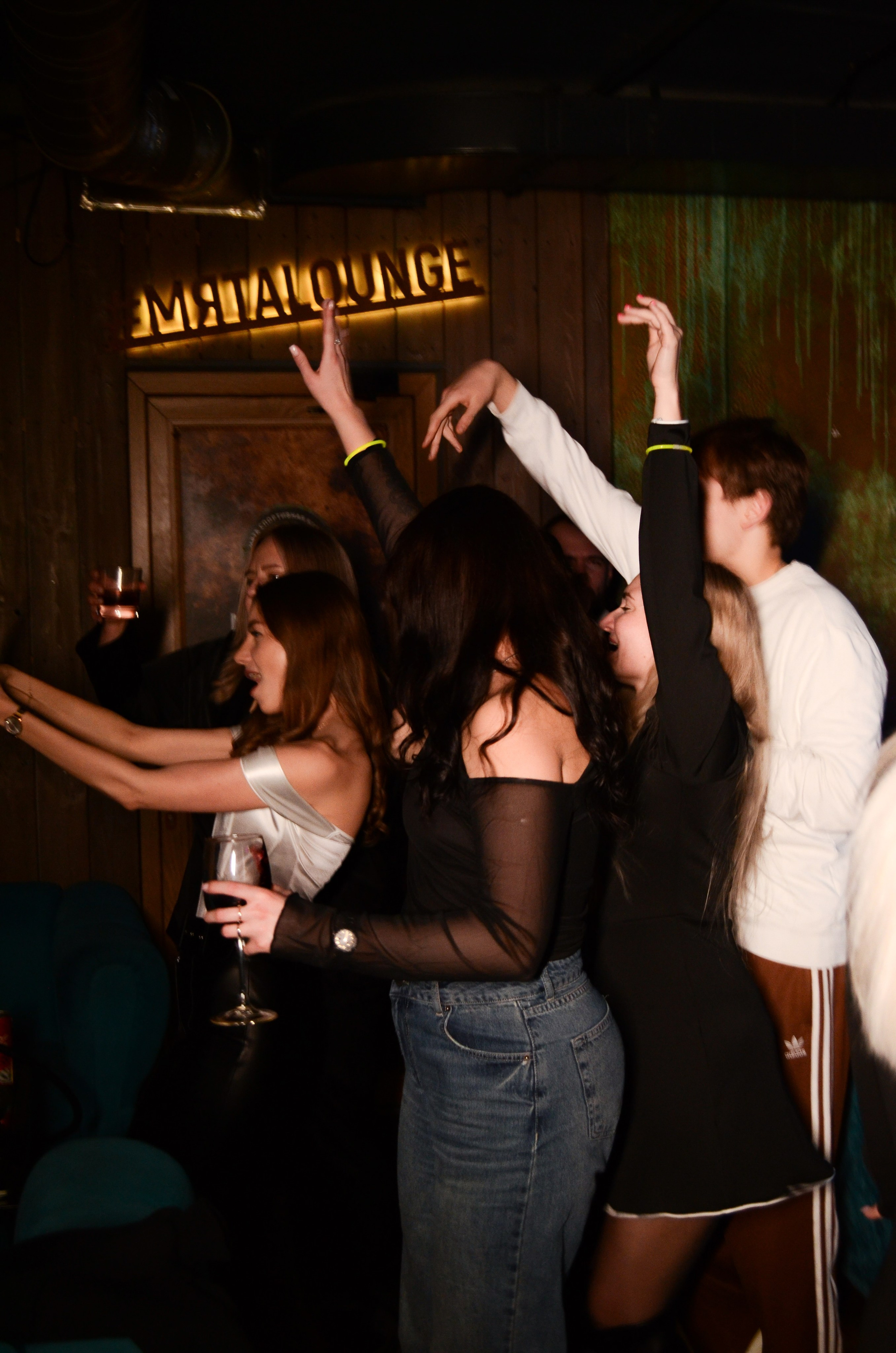 19.12.25 New Year Party. Мята Спортивная — Кальянная, караоке, бар в Минске