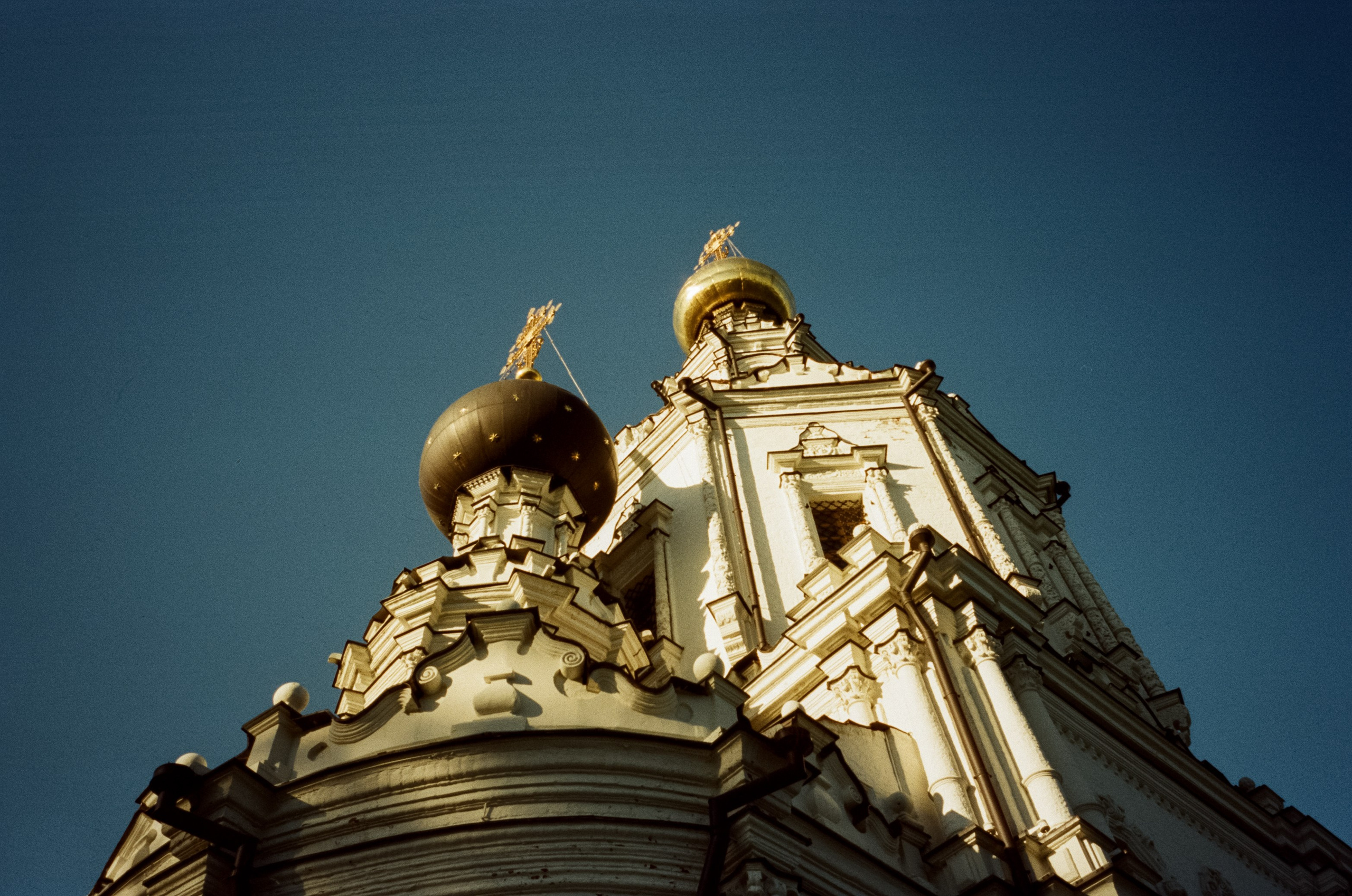 Ricoh GR10 / SFL 250D / Тестовая пленка у речки в Строгино