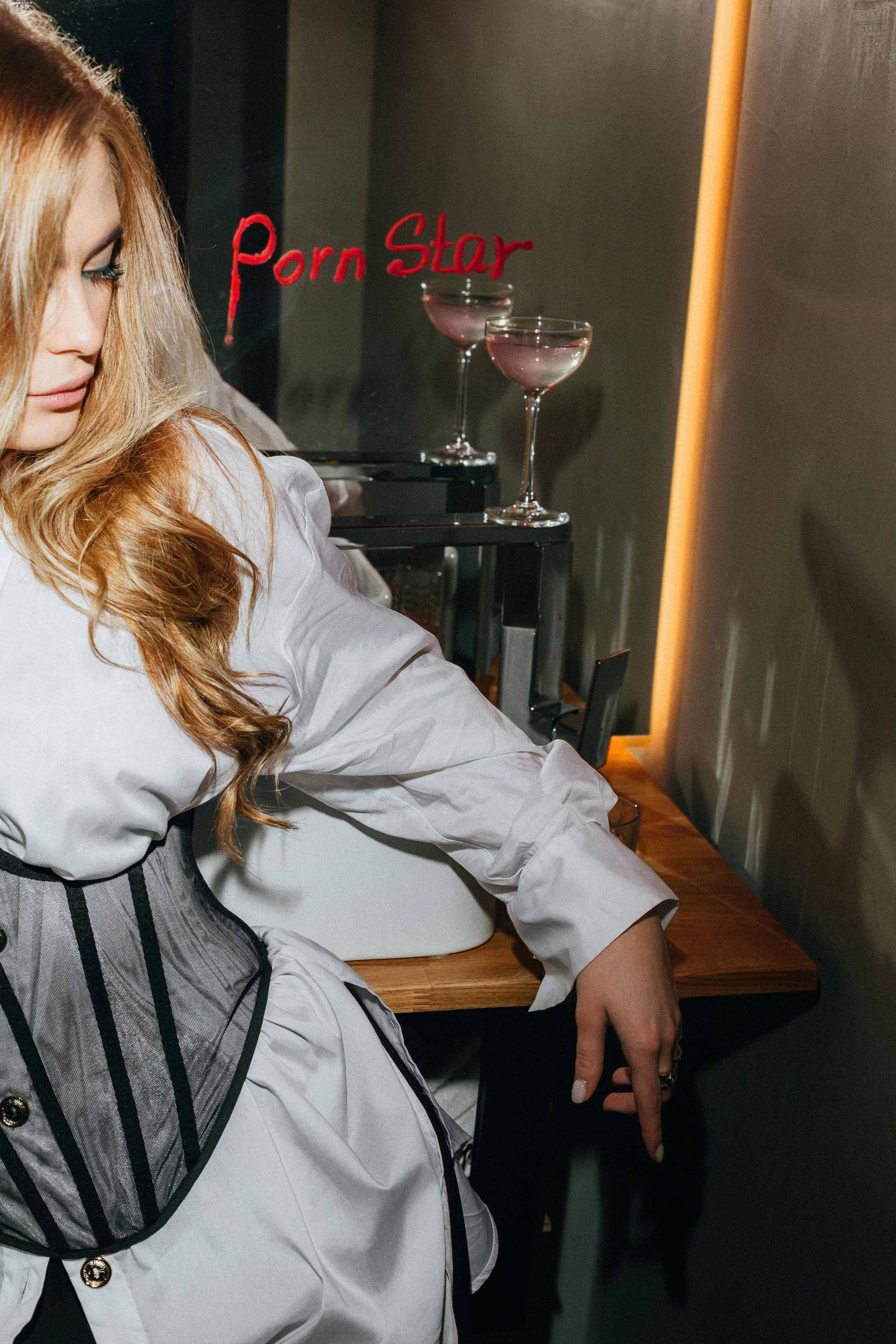 Bar PornStar. Photographer