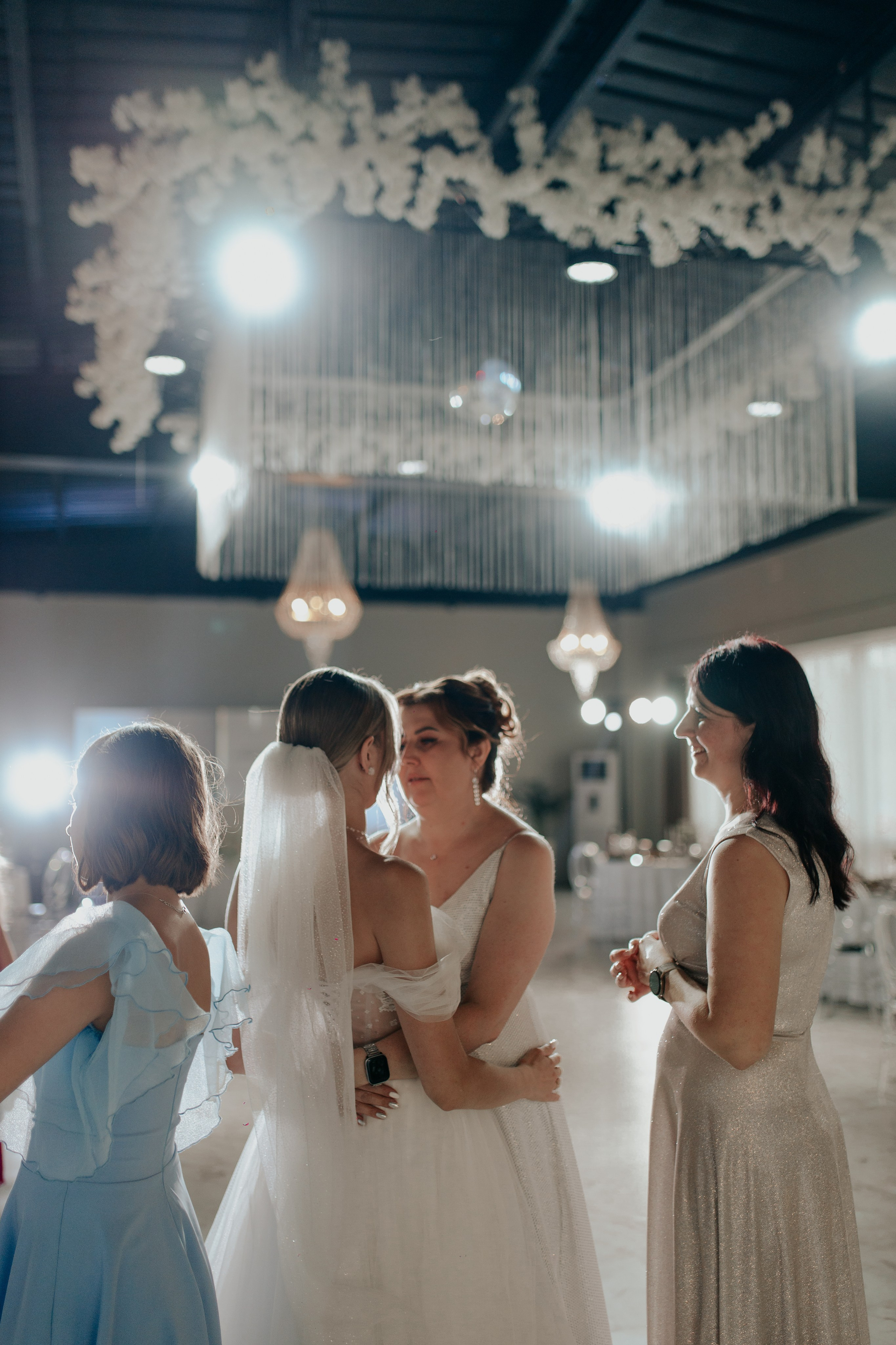Свадебный банкет в Санкт-Петербурге — Трогательная фотосессия с родными и лавстори. Фотограф в Санкт-Петербурге Лиза Семченкова