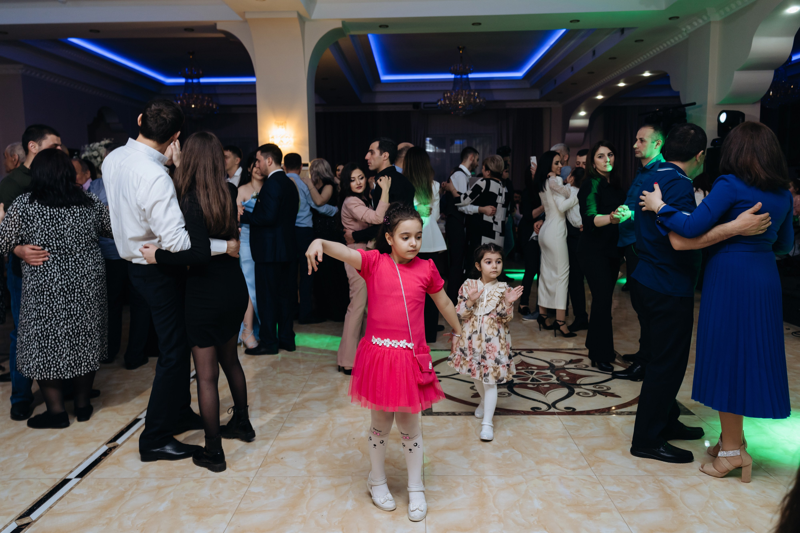 Арман и Ина. Свадебный фотограф Красноярск Вязьминова Мария