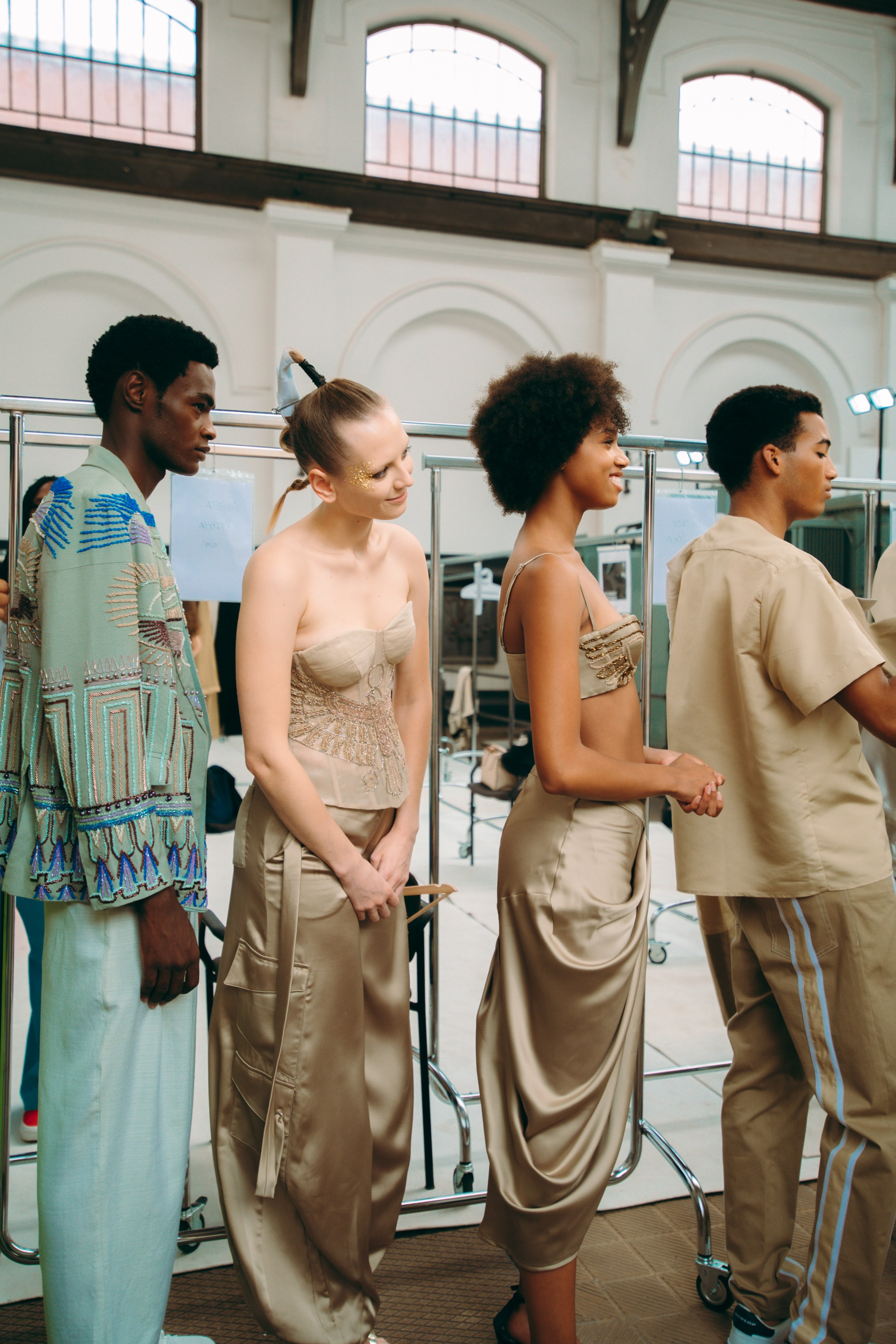 PORTUGAL FASHION WEEK SEPTEMBER 2023. Anastasiia Antoniuk portrait, family and couple photographer, Portugal