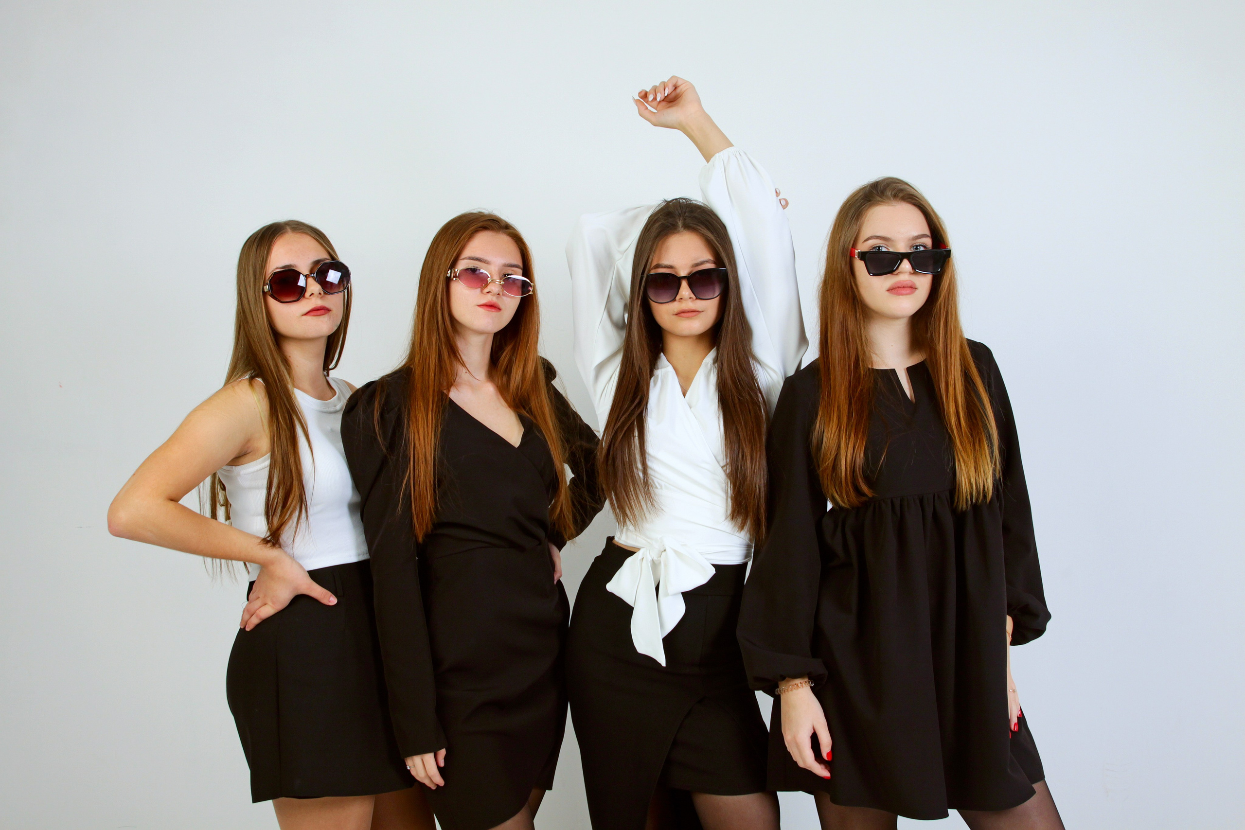 ФОТОСЕССИЯ ДЛЯ ВЫПУСКНИКОВ 35 ШКОЛЫ Г. ТАГАНРОГА. Выпускные альбомы в Таганроге и Ростовской Области