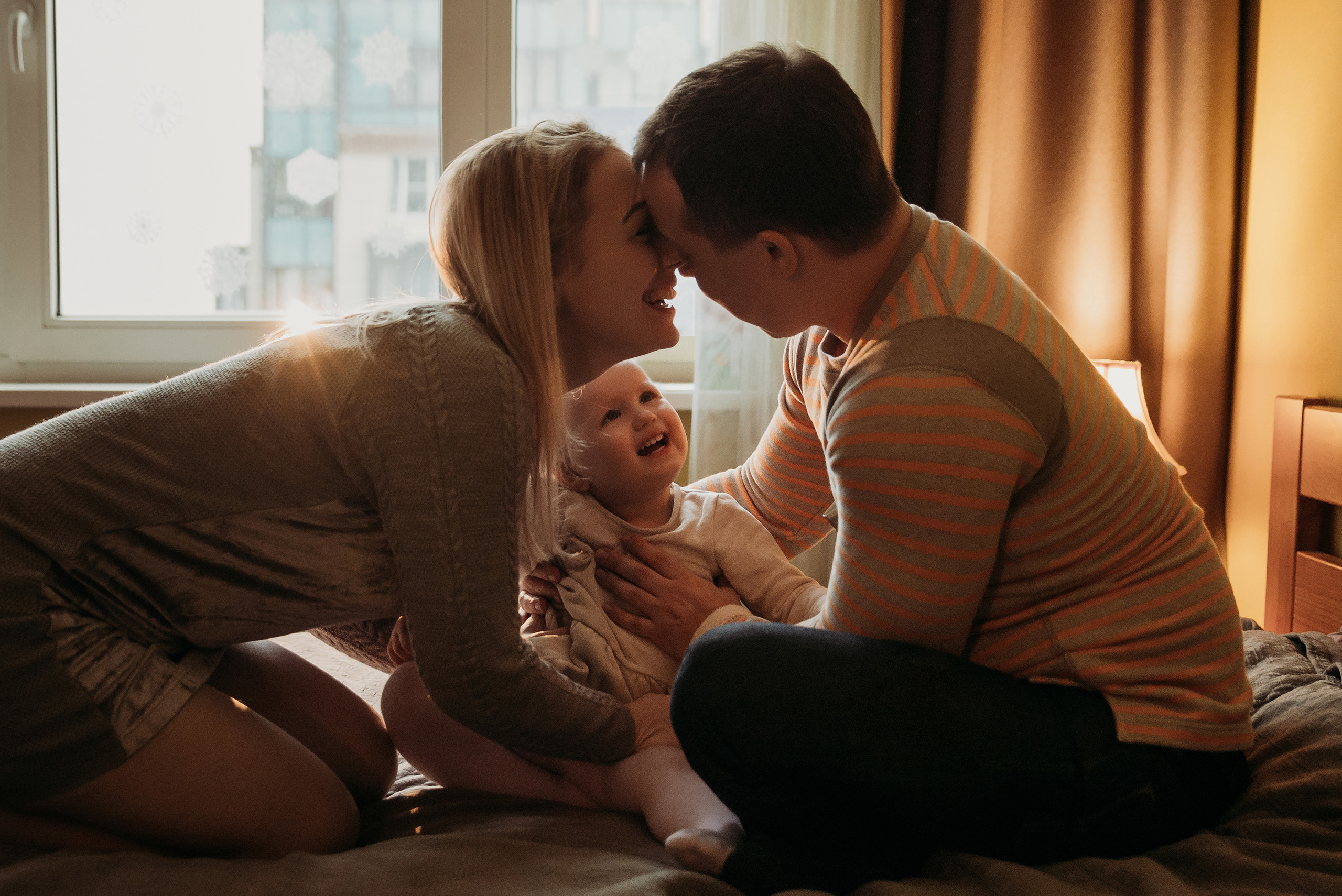 Новогодняя семейная фотосессия дома. Семейный и детский фотограф в Санкт-Петербурге Маша Бичан