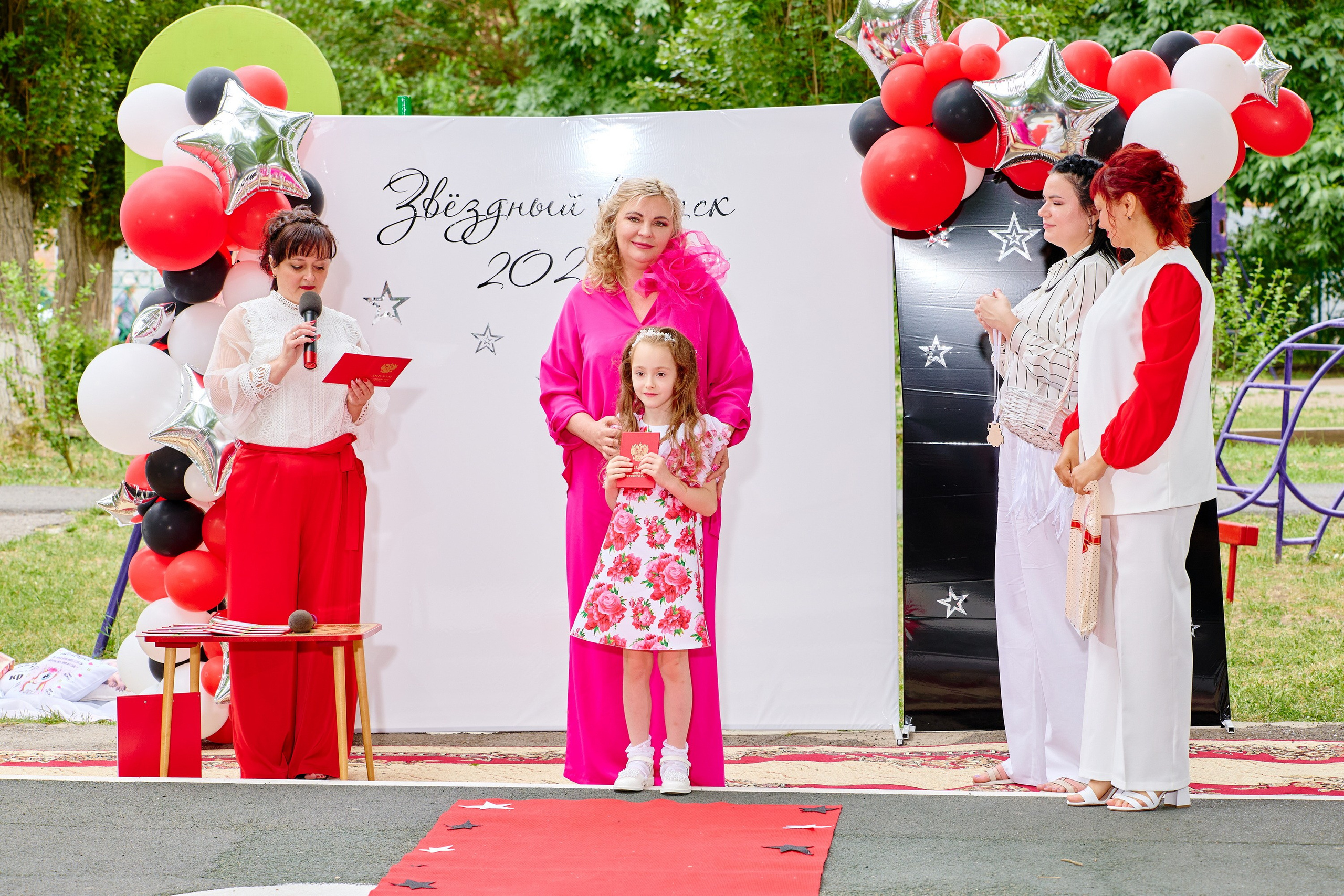 Выпускной 45 сад. Фотограф Выпускные альбомы Таганрог Сергей Коробченко