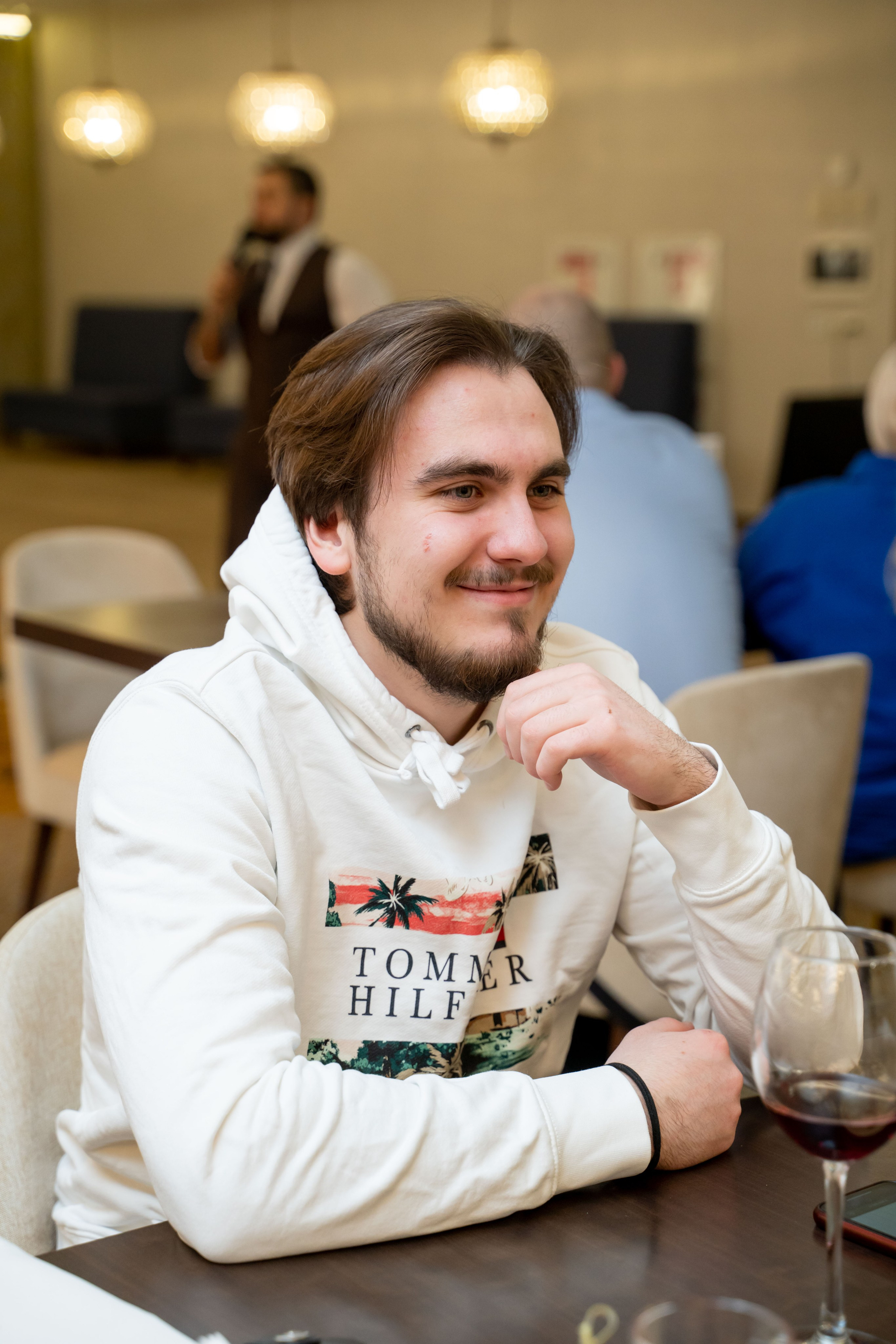 Битва Шефов в ресторане «Мед». Главная