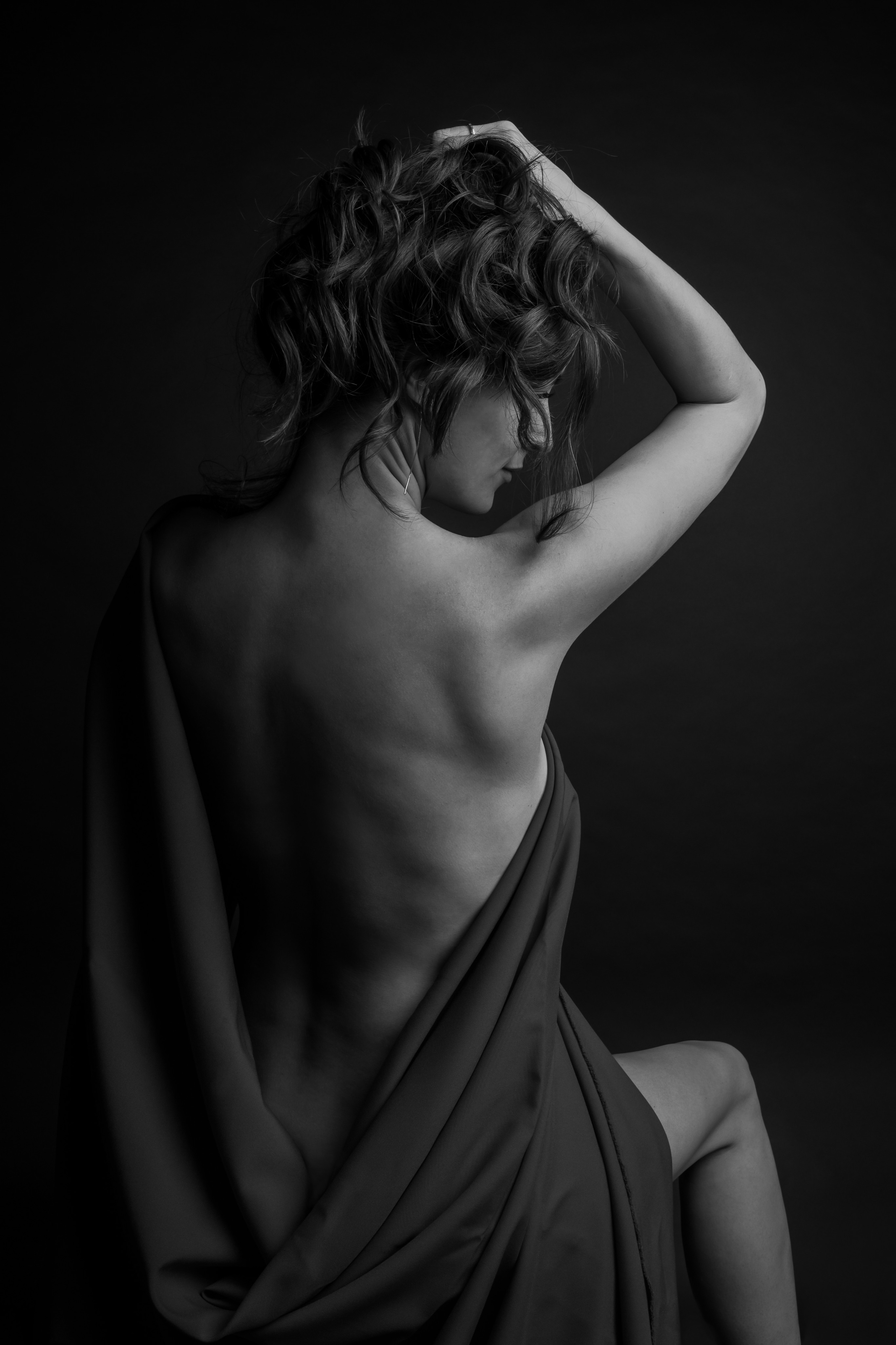 Фотосессия Маргариты в студии с тканью. Фотограф в Москве Анна Яковлева