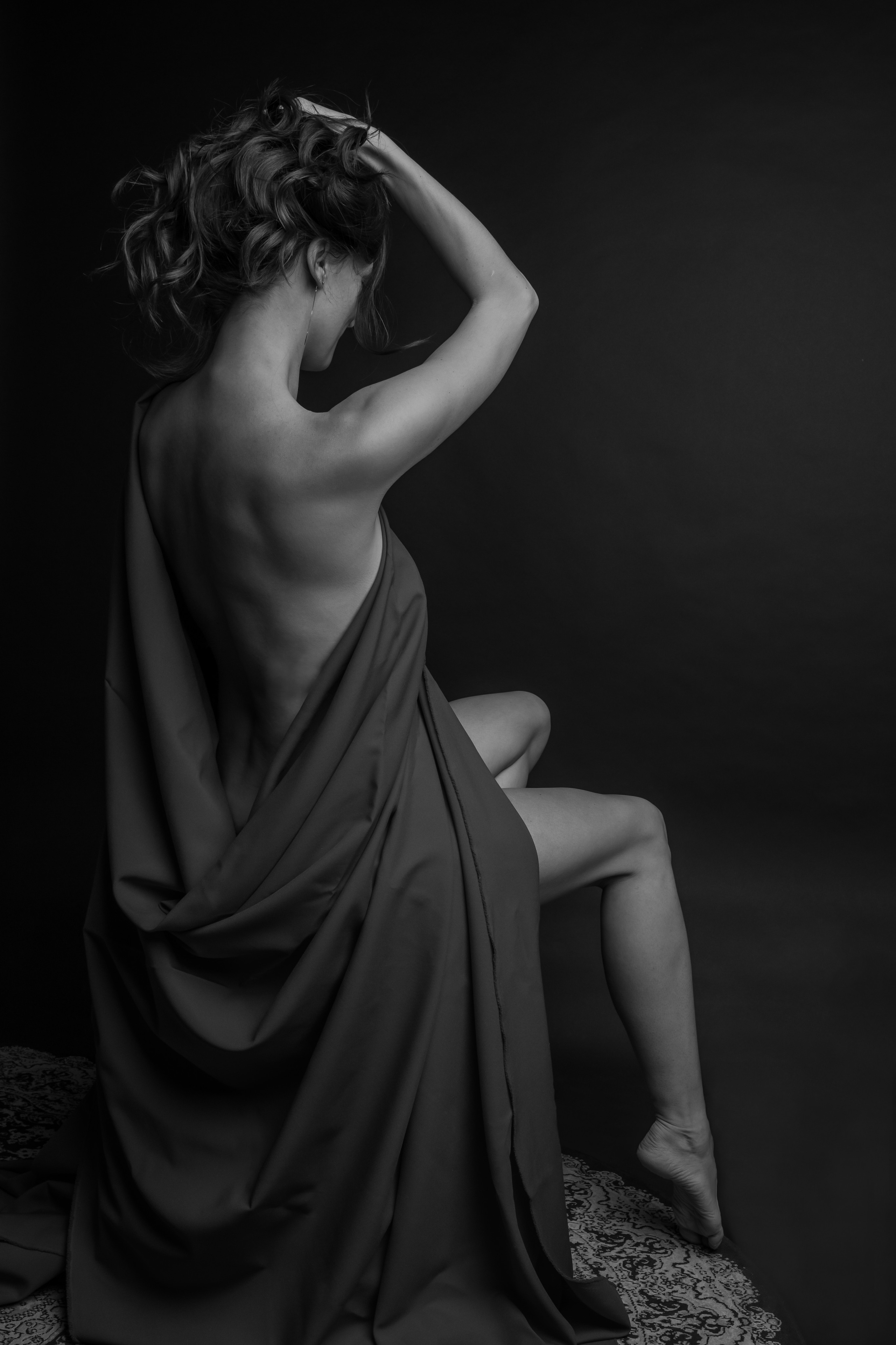 Фотосессия Маргариты в студии с тканью. Фотограф в Москве Анна Яковлева