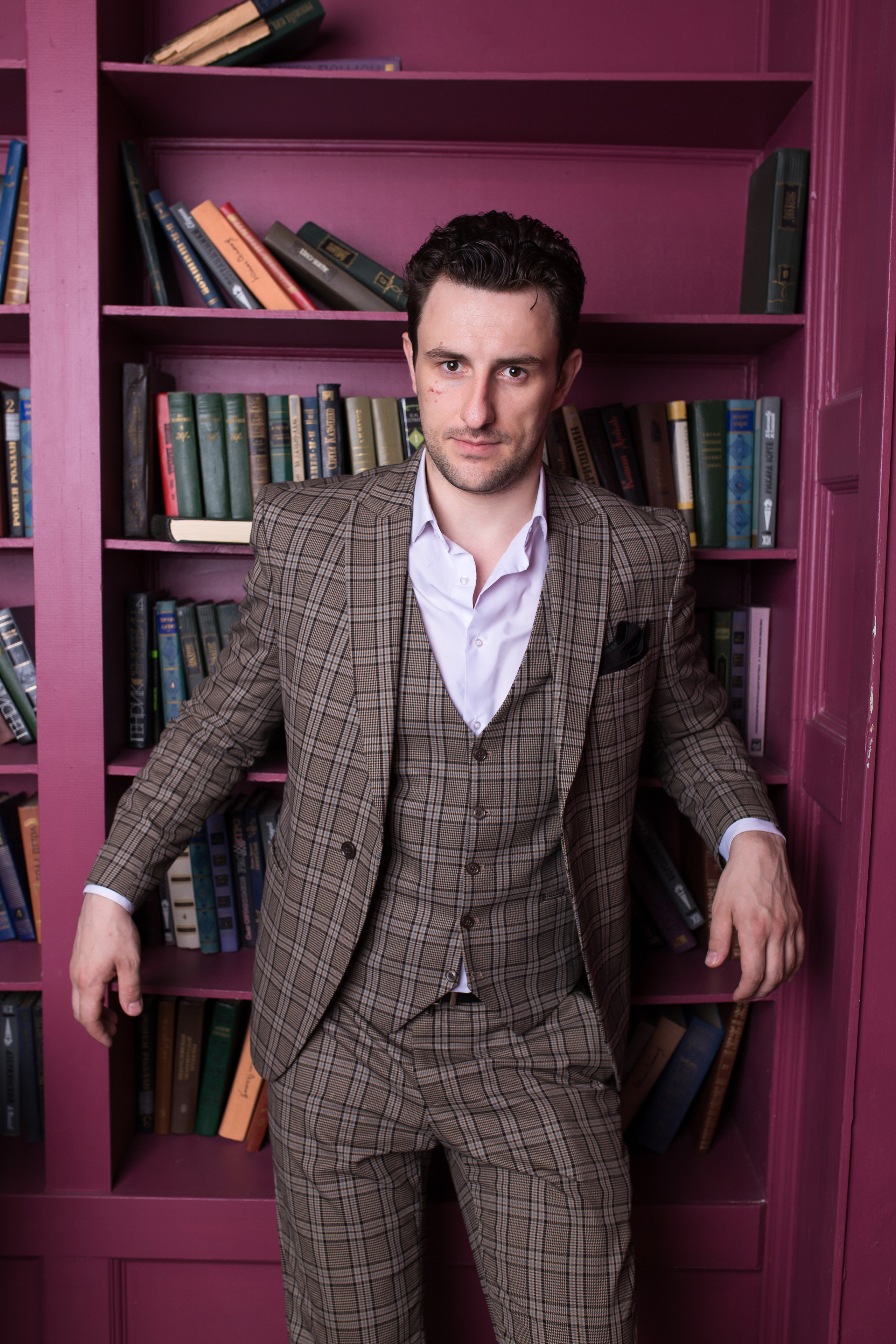 Фотосессия актёра Игоря Днепрова в студии. Фотограф в Москве Анна Яковлева