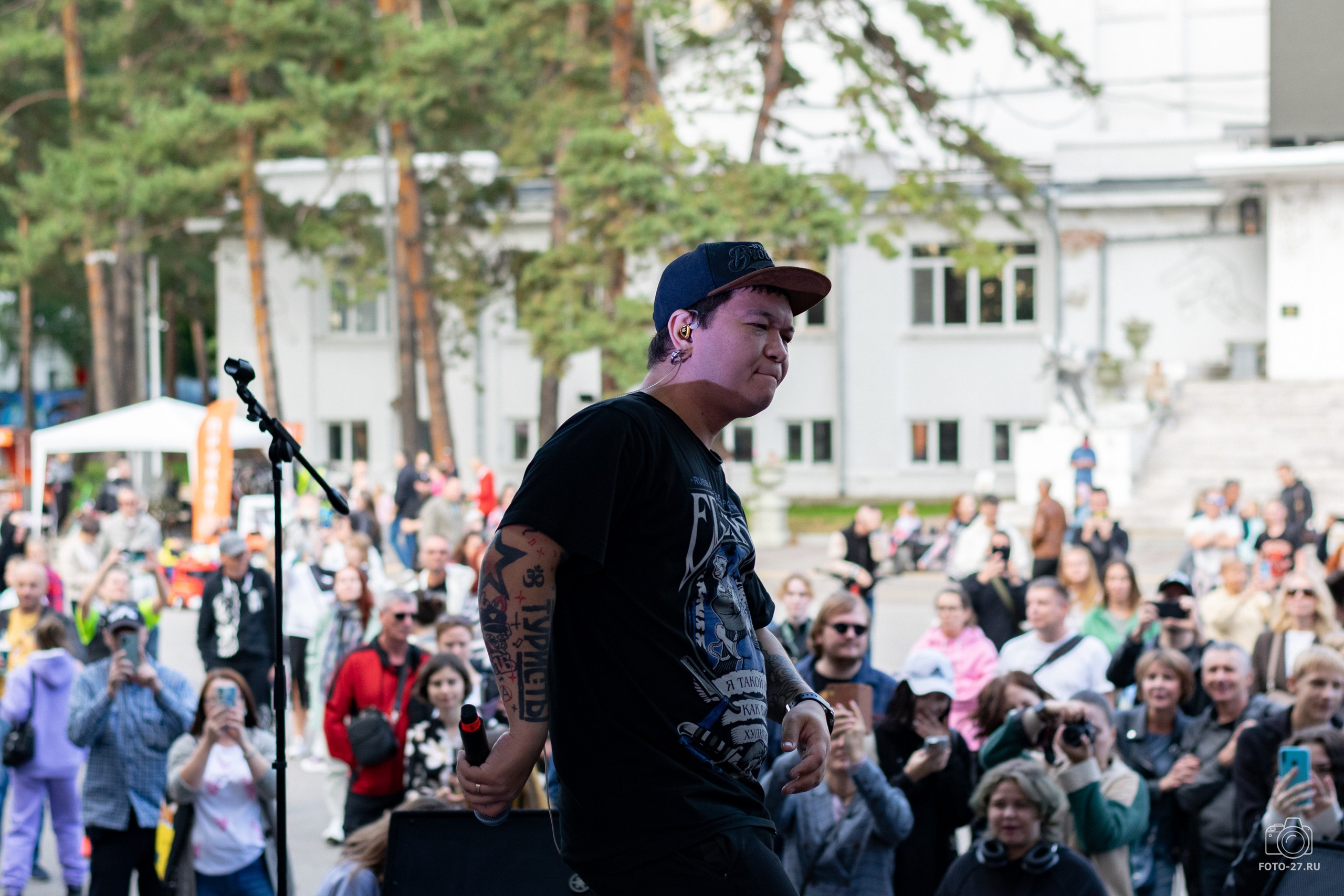 Антон Курдюмов фотограф в Хабаровске Рина Курдюмова фото27 foto27 Антон Дорофеев репортажный репортаж документалист Тони и Рина фотосоздатели Международный фестиваль Рок в защиту животных Хабаровск