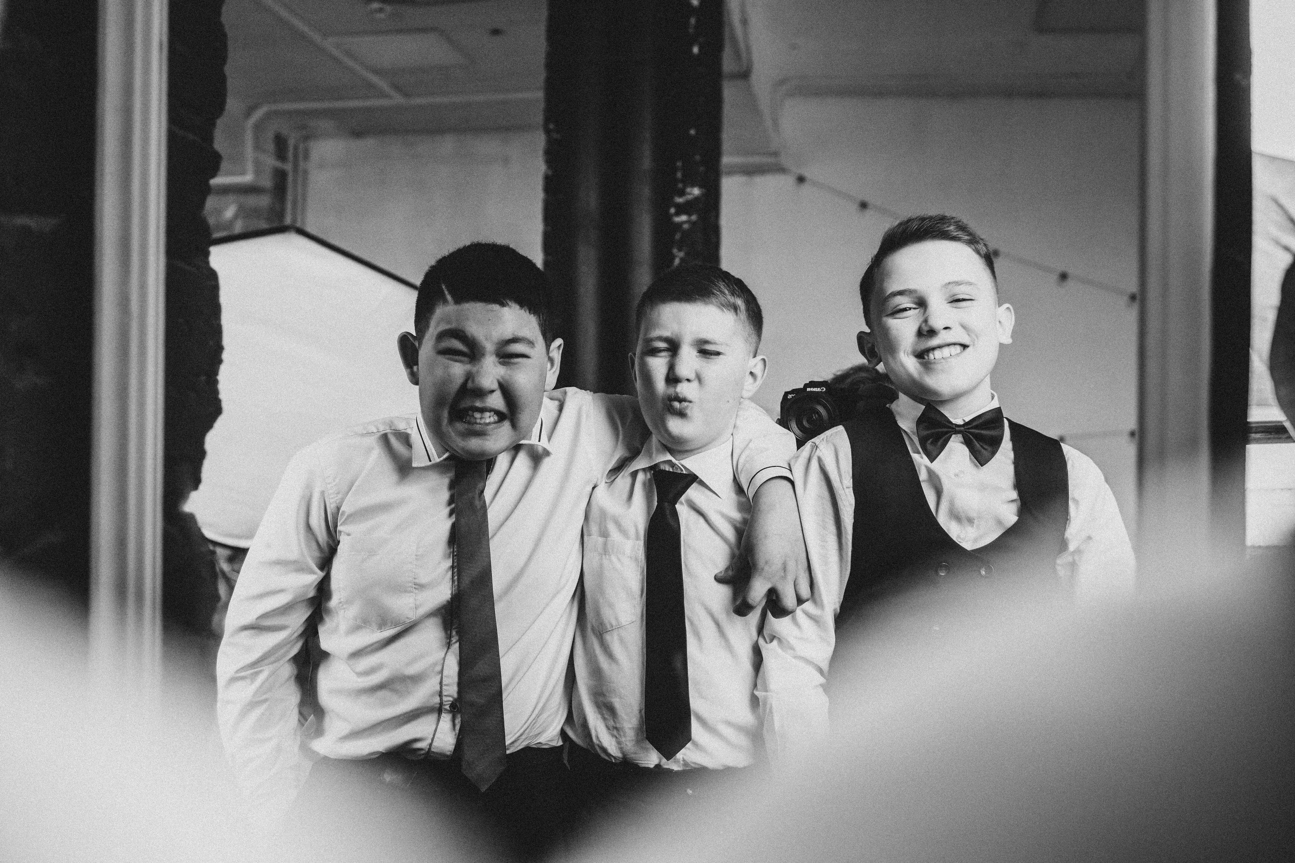 Выпускные альбомы 4класс. Выпускные альбомы Саратов Энгельс фотограф Титова Ирина