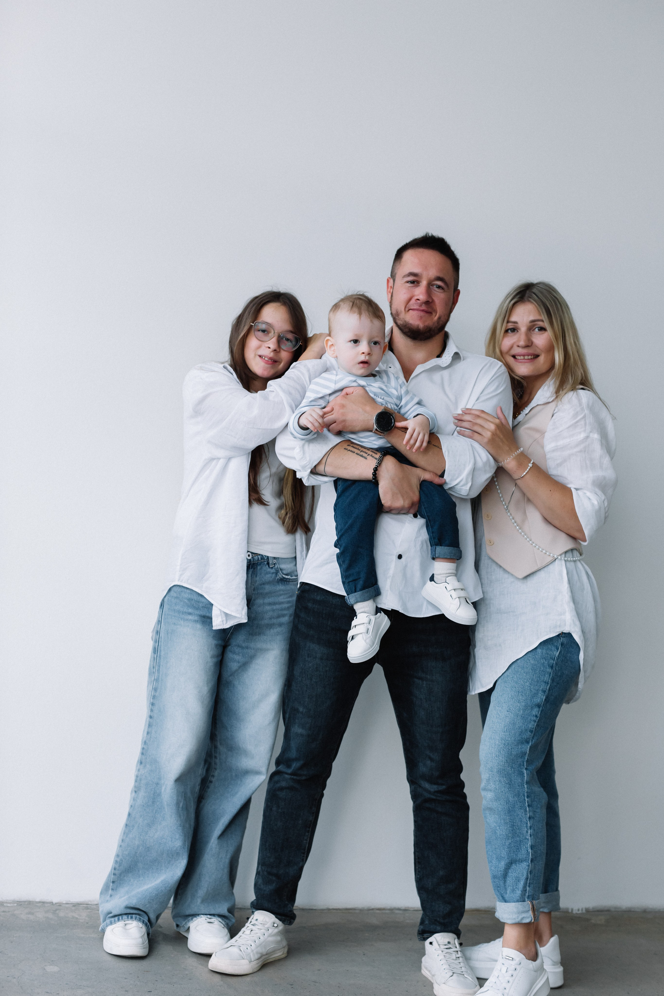 большая семья фотосессия новосибирск фотограф студия семейный детский 