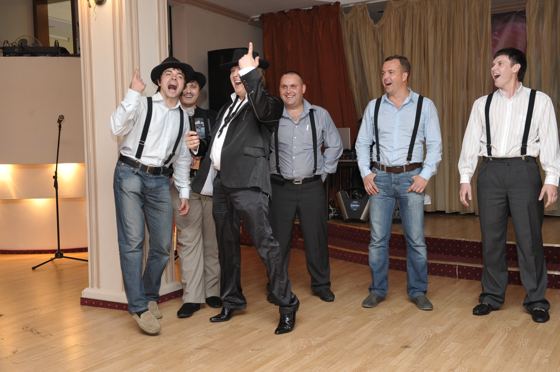 Гангстерский День Рождения компании «Навигатор». Ведущий на свадьбу, корпоратив и юбилей в Москве Сергей Рябинин