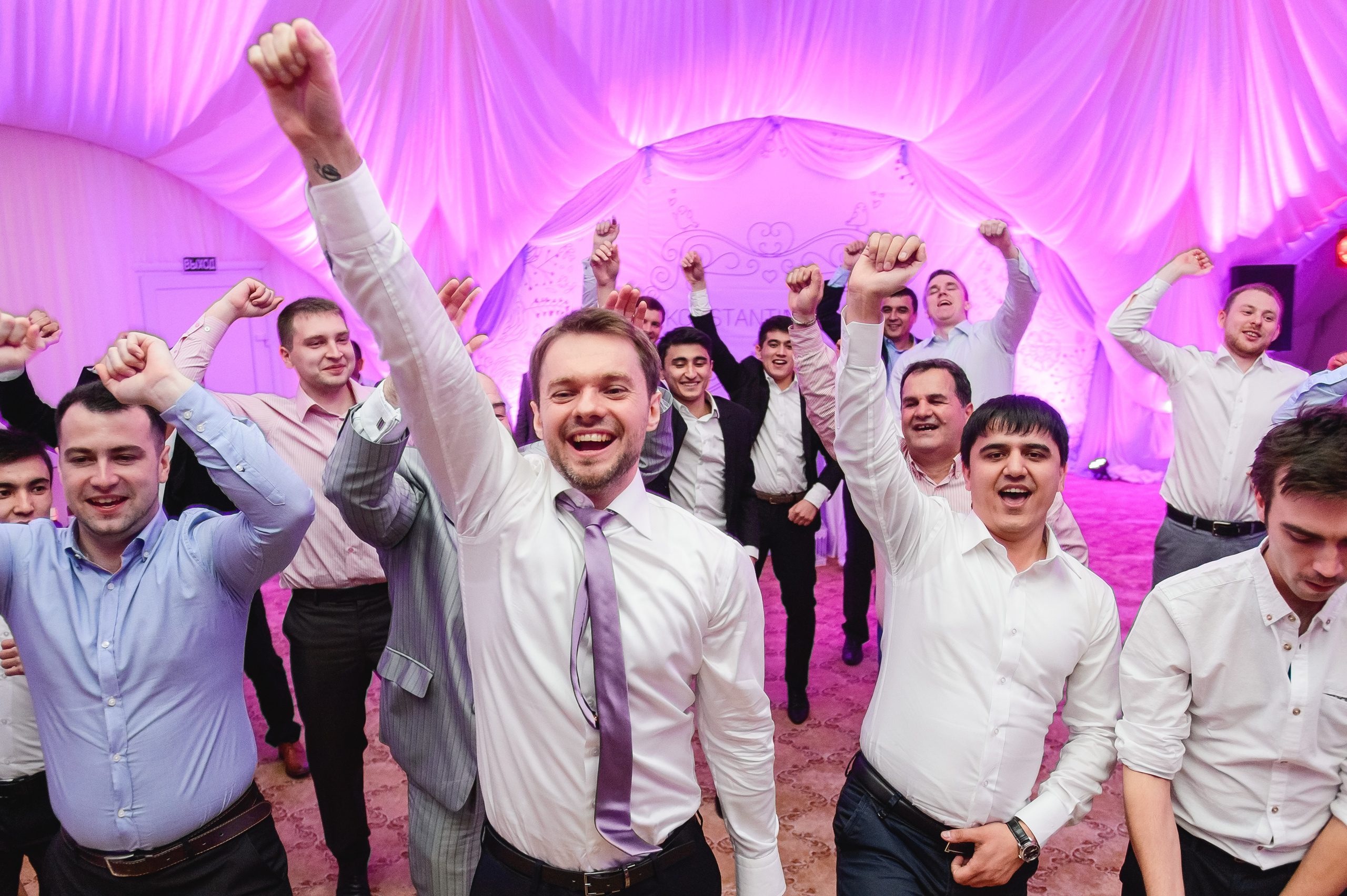 Свадьба Константина и Наргизы 8 мая 2015 года. Ведущий на свадьбу, корпоратив и юбилей в Москве Сергей Рябинин