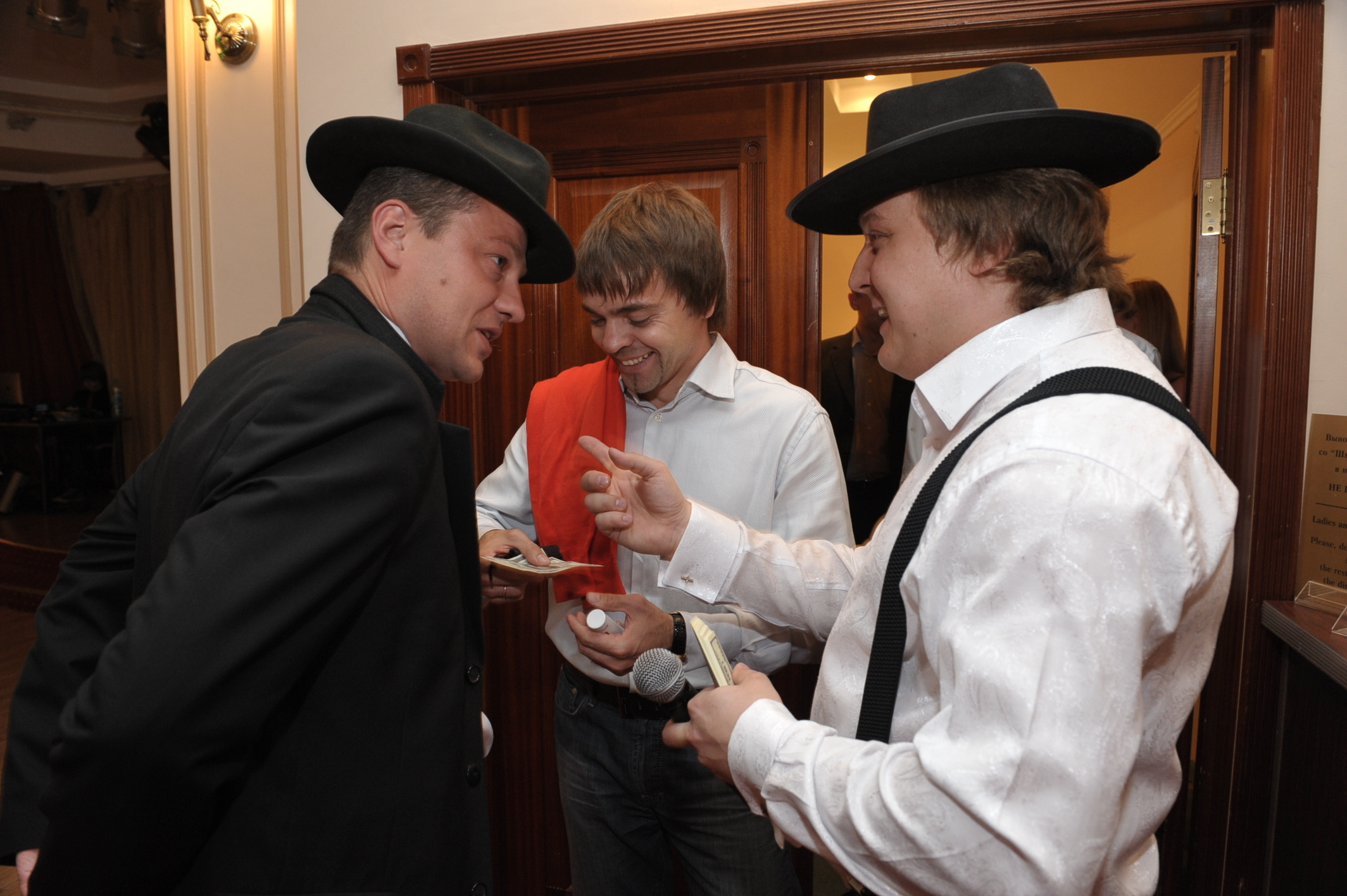 Гангстерский День Рождения компании «Навигатор». Ведущий на свадьбу, корпоратив и юбилей в Москве Сергей Рябинин