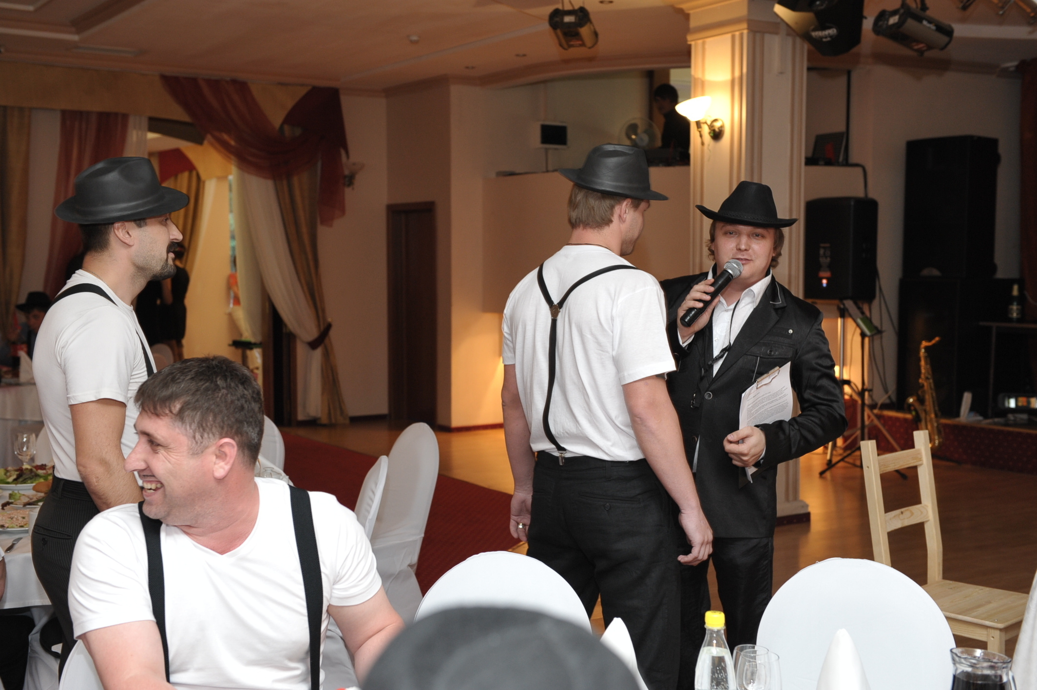 Гангстерский День Рождения компании «Навигатор». Ведущий на свадьбу, корпоратив и юбилей в Москве Сергей Рябинин