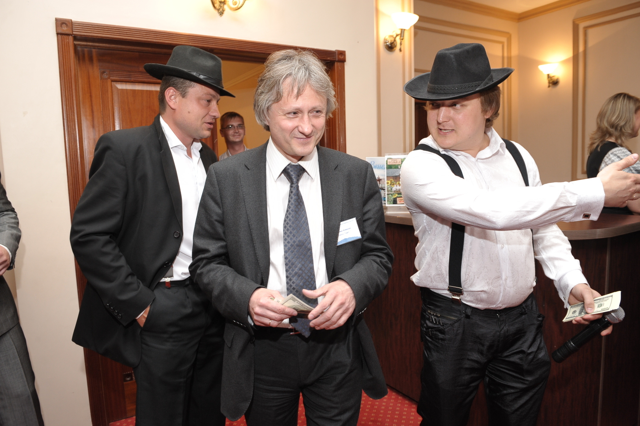 Гангстерский День Рождения компании «Навигатор». Ведущий на свадьбу, корпоратив и юбилей в Москве Сергей Рябинин