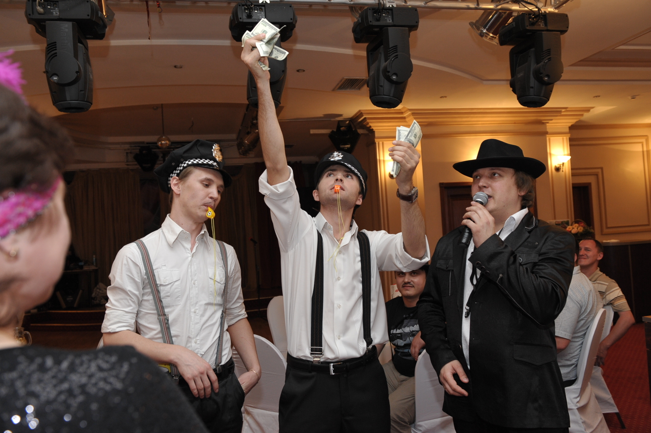 Гангстерский День Рождения компании «Навигатор». Ведущий на свадьбу, корпоратив и юбилей в Москве Сергей Рябинин