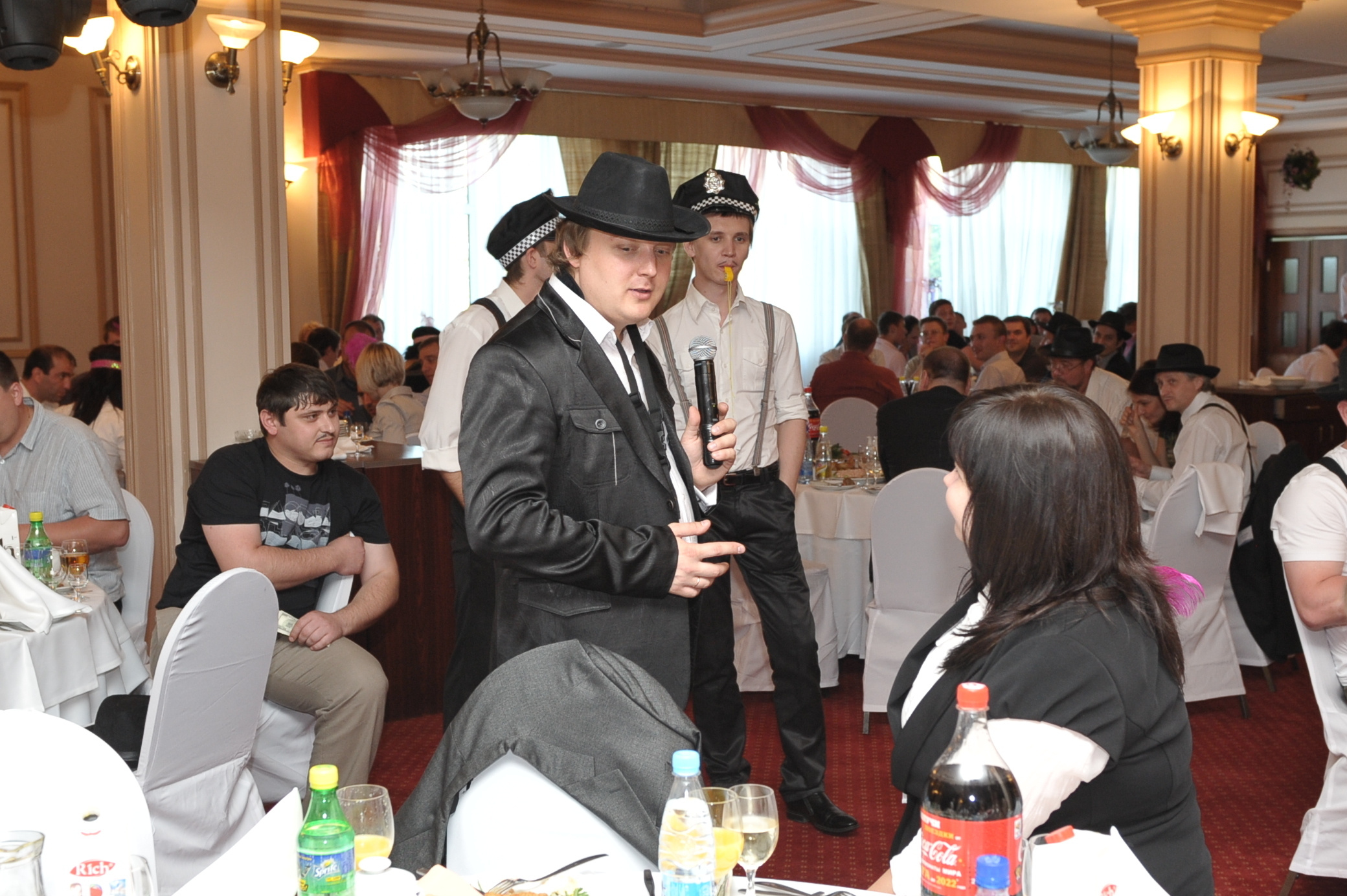 Гангстерский День Рождения компании «Навигатор». Ведущий на свадьбу, корпоратив и юбилей в Москве Сергей Рябинин