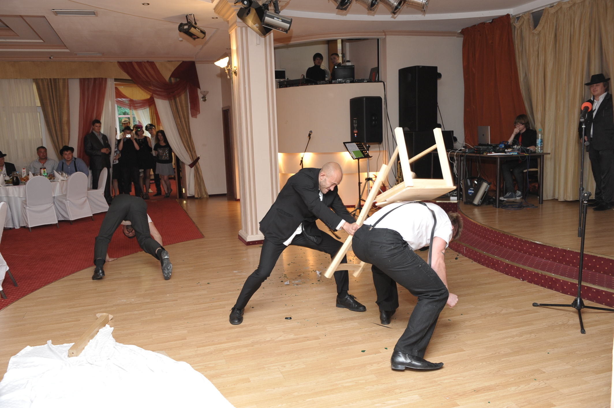 Гангстерский День Рождения компании «Навигатор». Ведущий на свадьбу, корпоратив и юбилей в Москве Сергей Рябинин