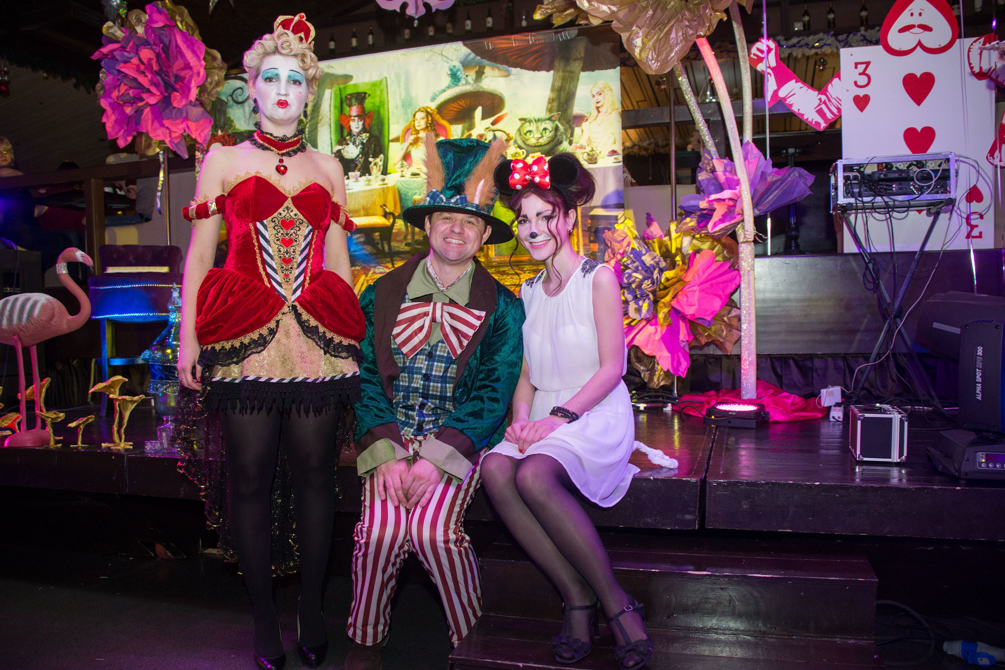 Корпоративный праздник «Алиса в стране чудес». Ведущий на свадьбу, корпоратив и юбилей в Москве Сергей Рябинин