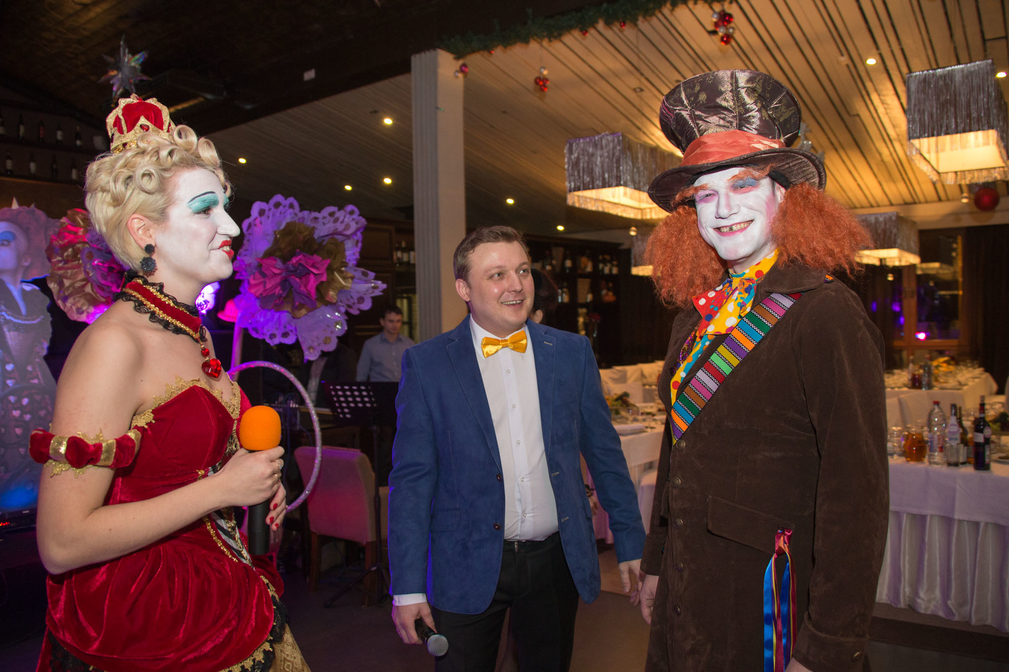 Корпоративный праздник «Алиса в стране чудес». Ведущий на свадьбу, корпоратив и юбилей в Москве Сергей Рябинин